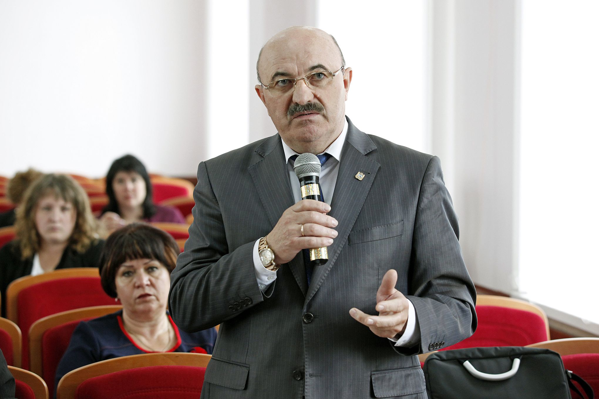 Направить усилия на решение проблемы