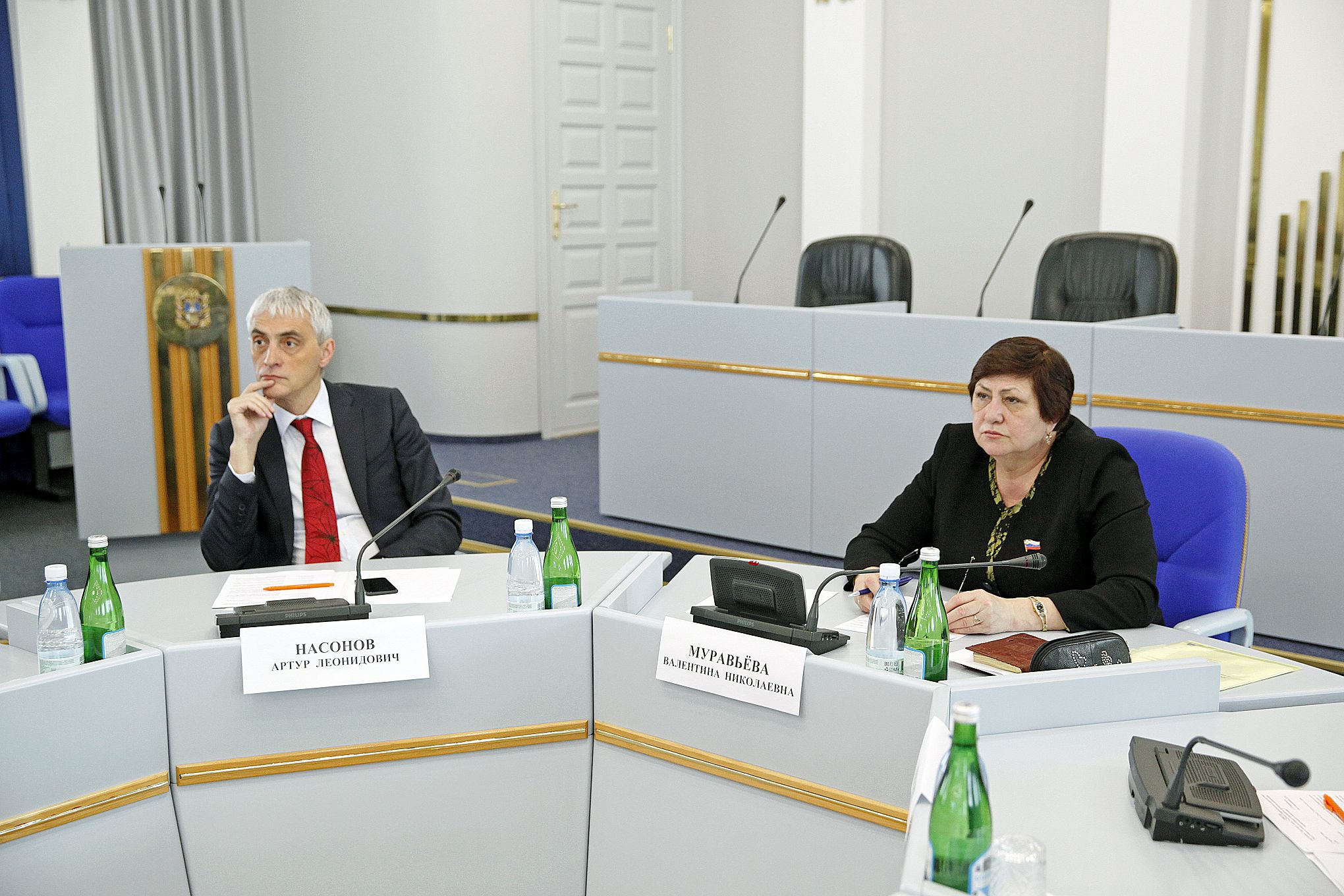 Проблемы семьи и трудового воспитания подрастающего поколения обсудили в Думе
