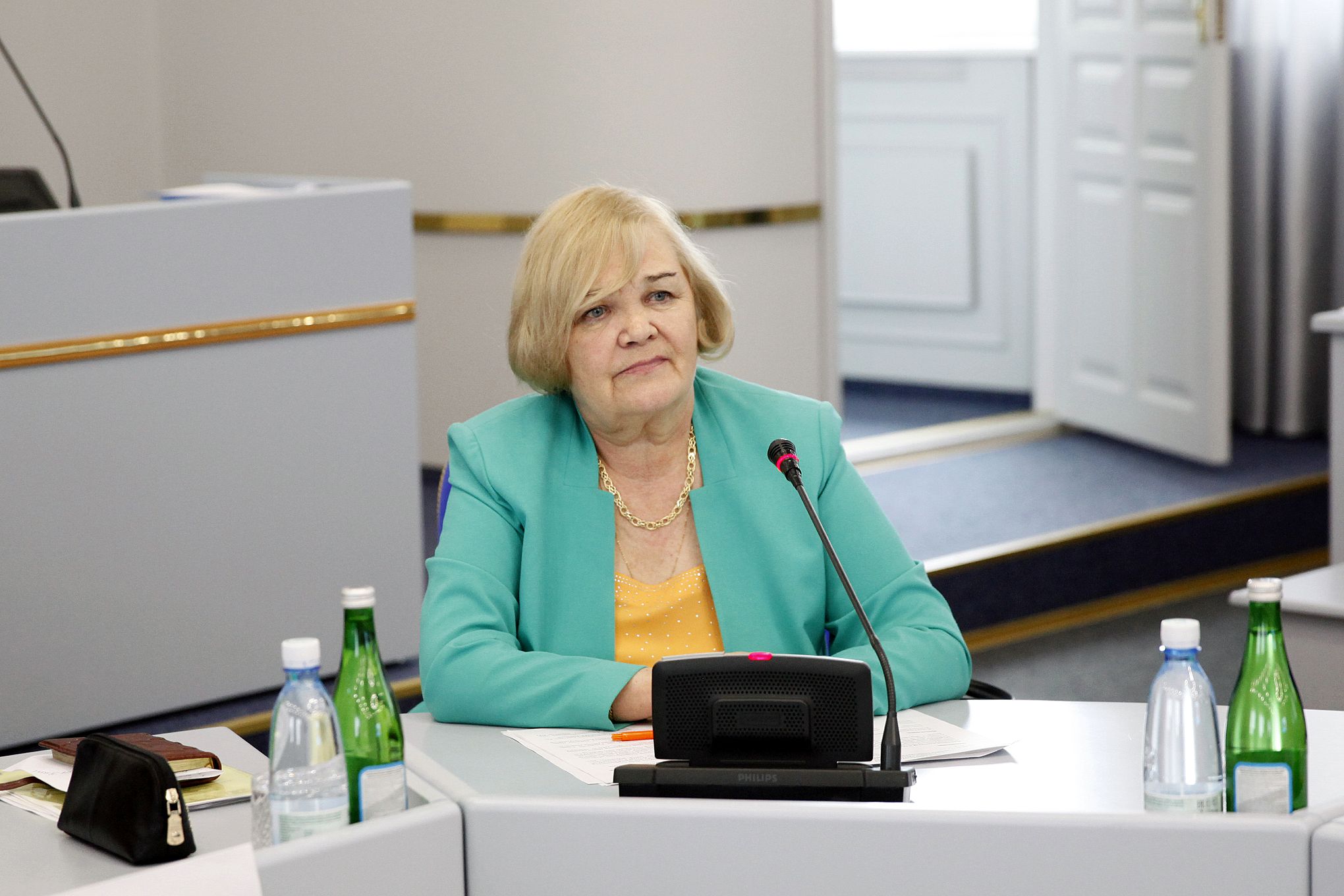 Проблемы семьи и трудового воспитания подрастающего поколения обсудили в Думе