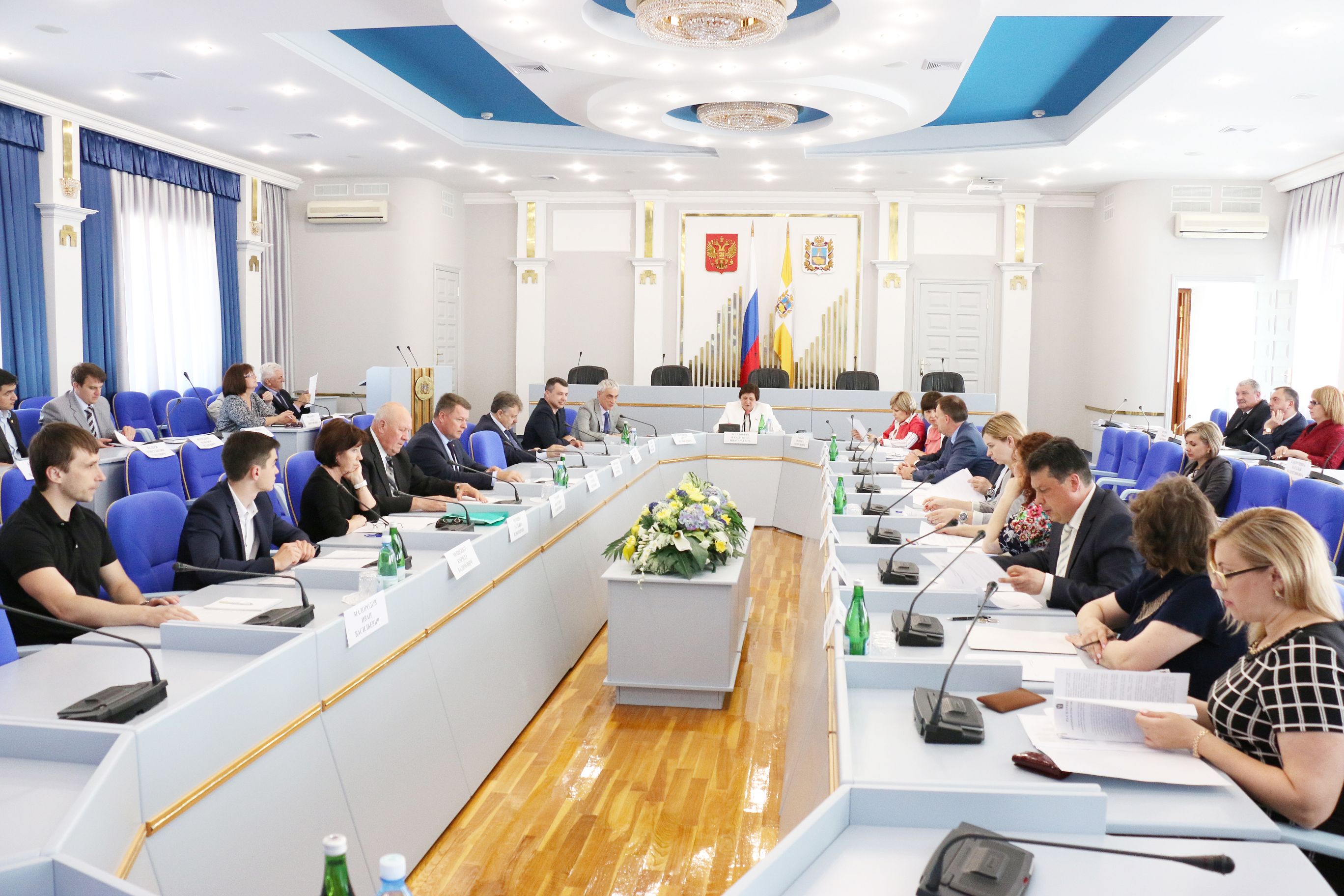 Первый законопроект Молодежного парламента рассмотрен профильным комитетом