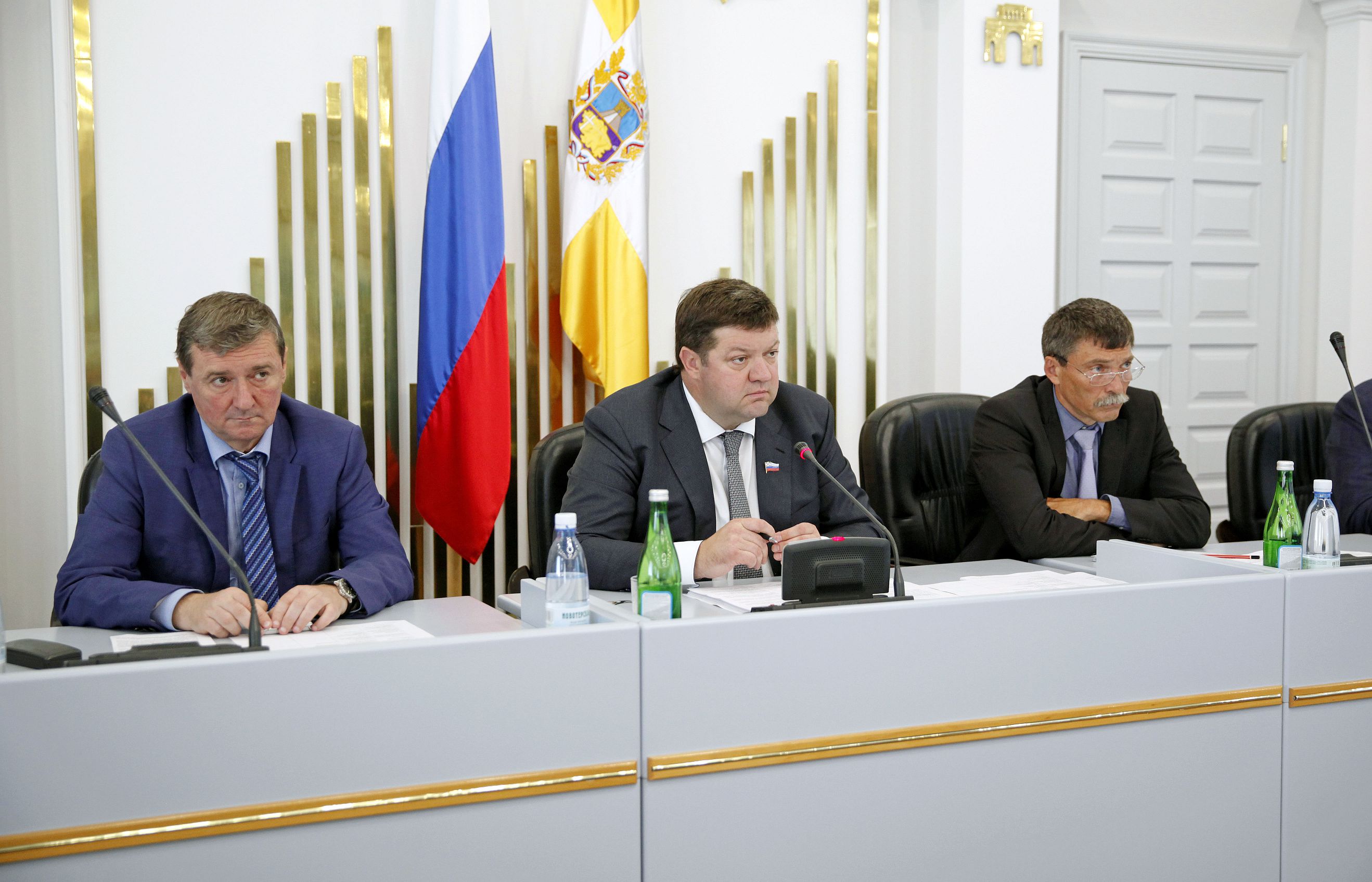 Работа над законопроектами продолжается