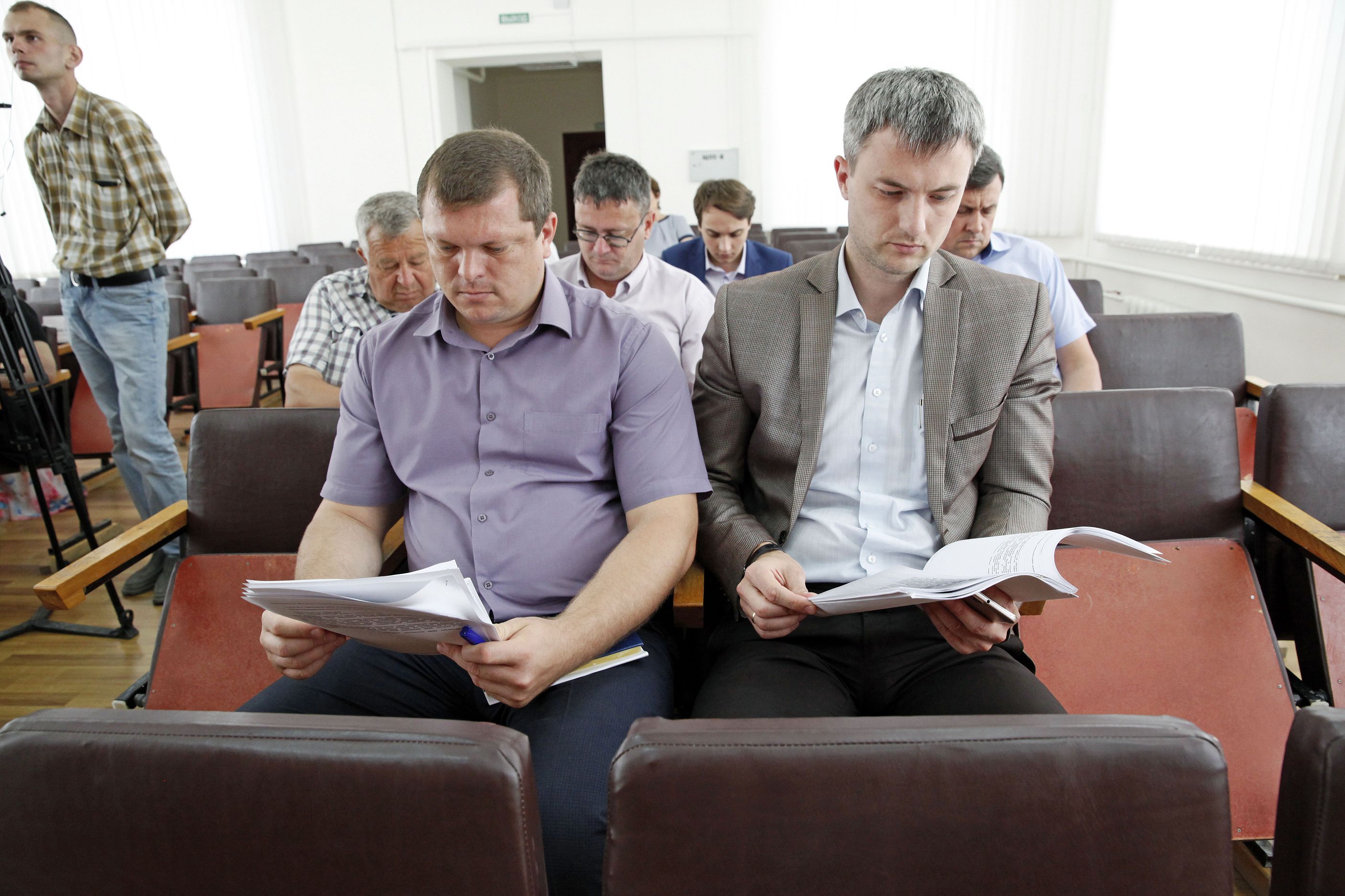 Работа продолжается