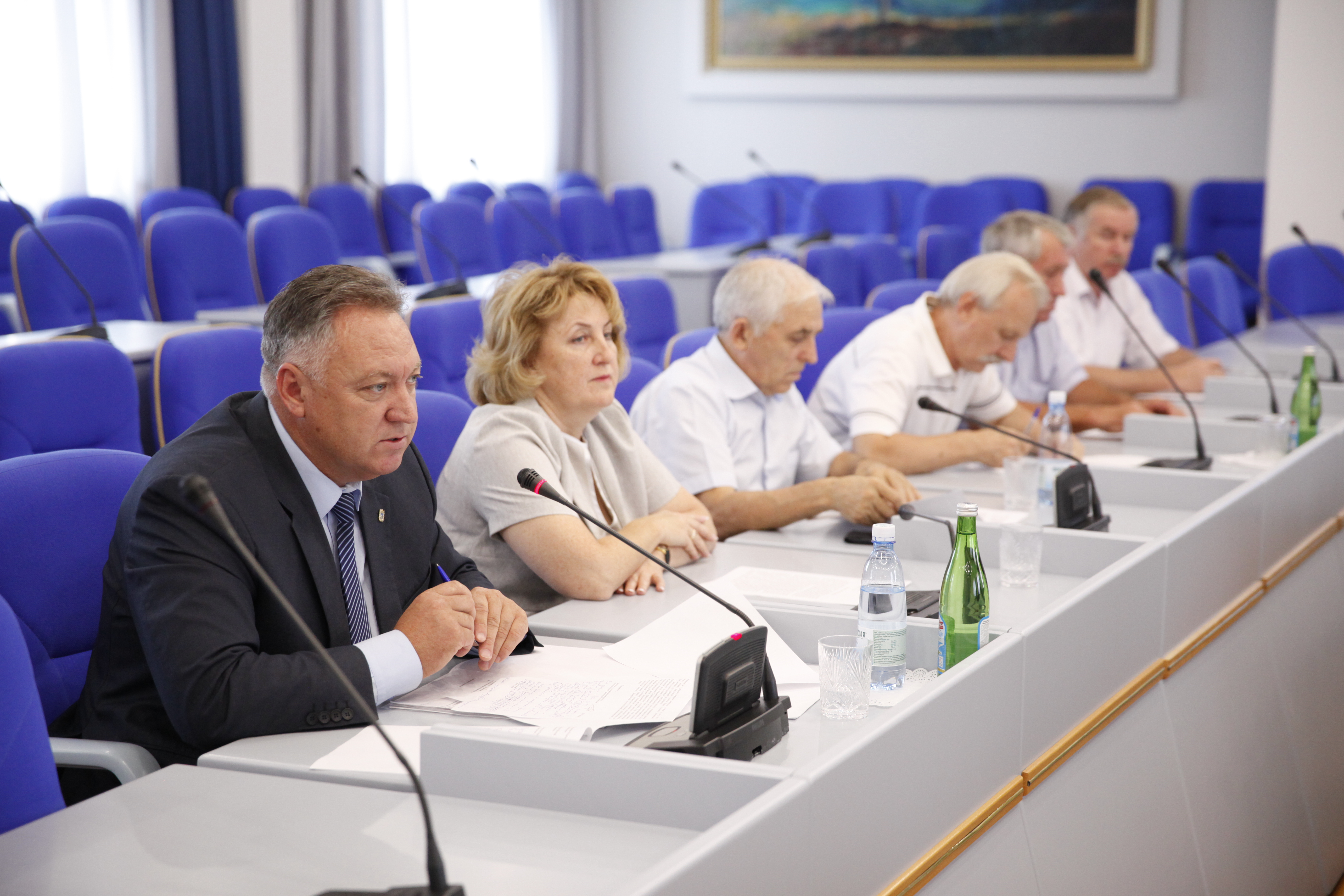 Обсуждение законопроекта продолжается