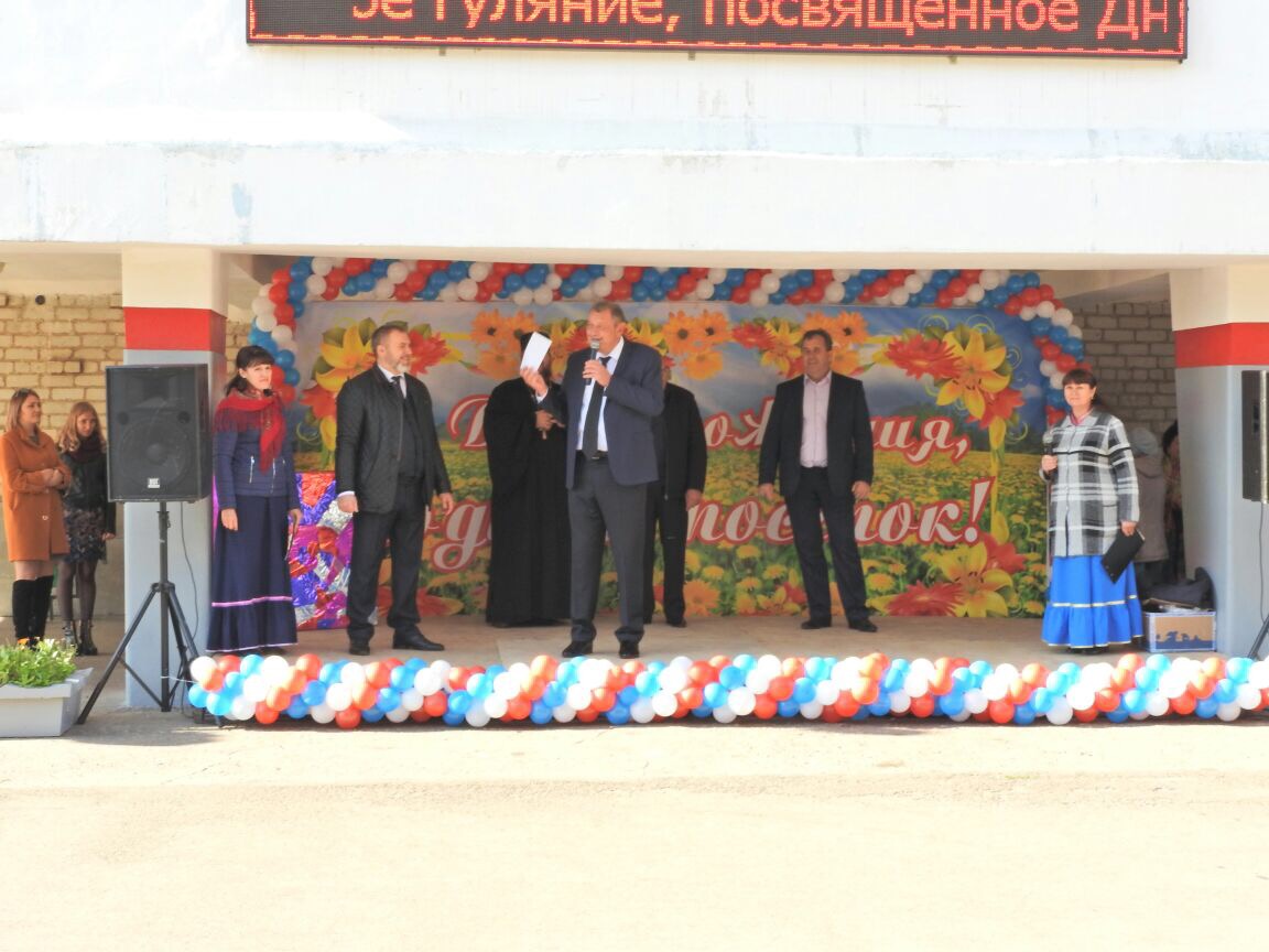В поселке Темижбекский отметили два праздника в один день