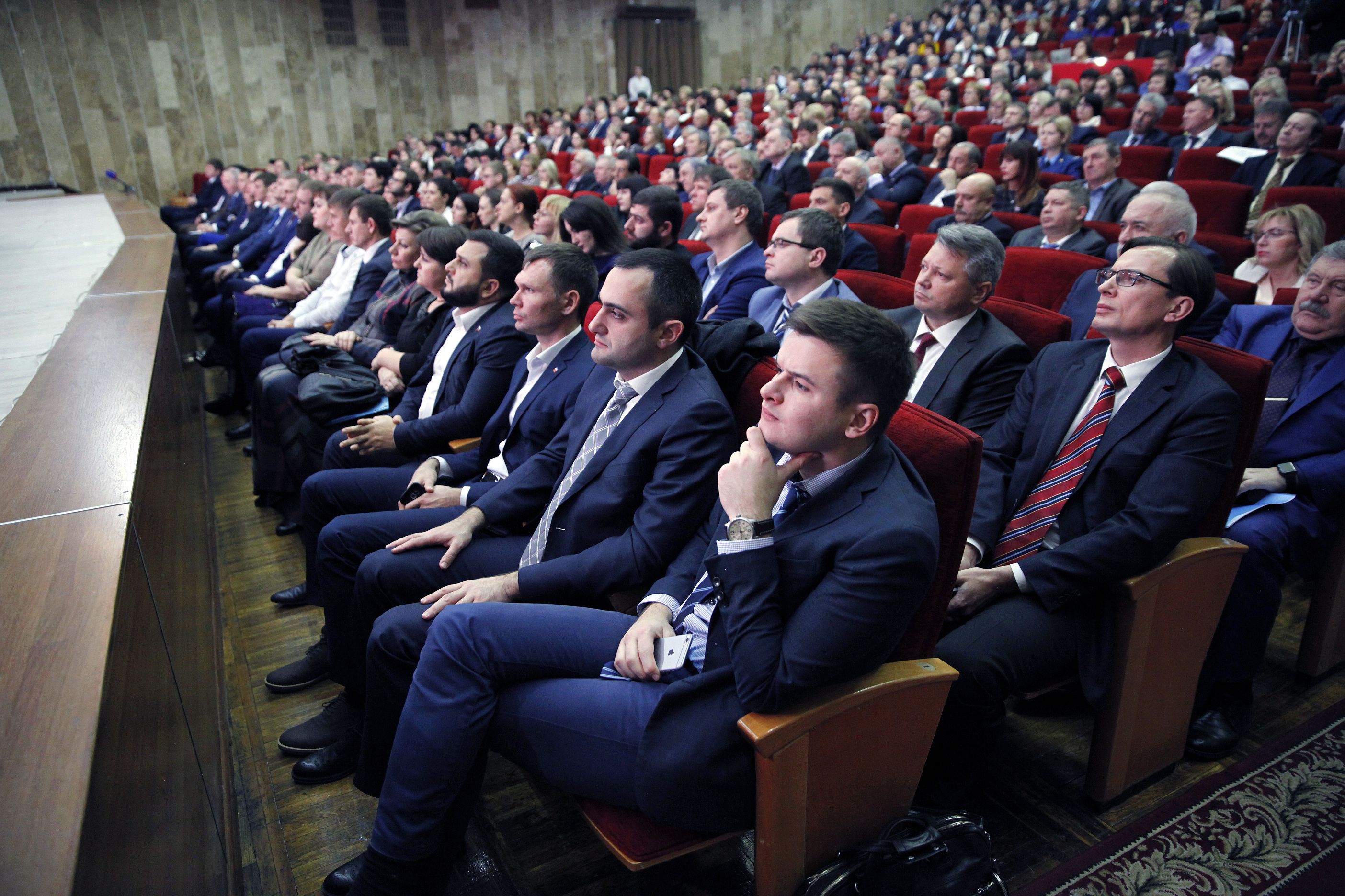 Обсуждение в атмосфере открытости
