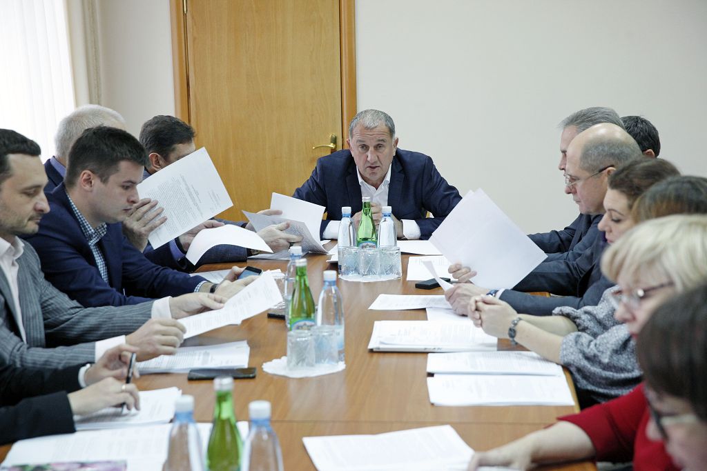 Идёт работа над законами