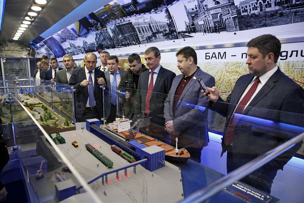 В Думе Ставропольского края прошел день ОАО «РЖД»
