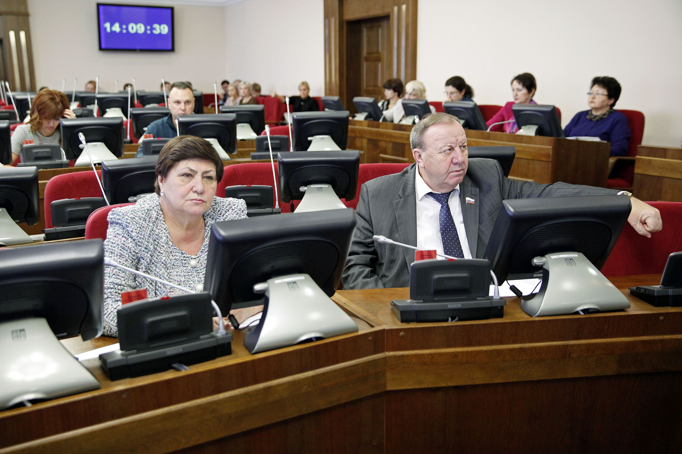 За неделю до заседания Думы