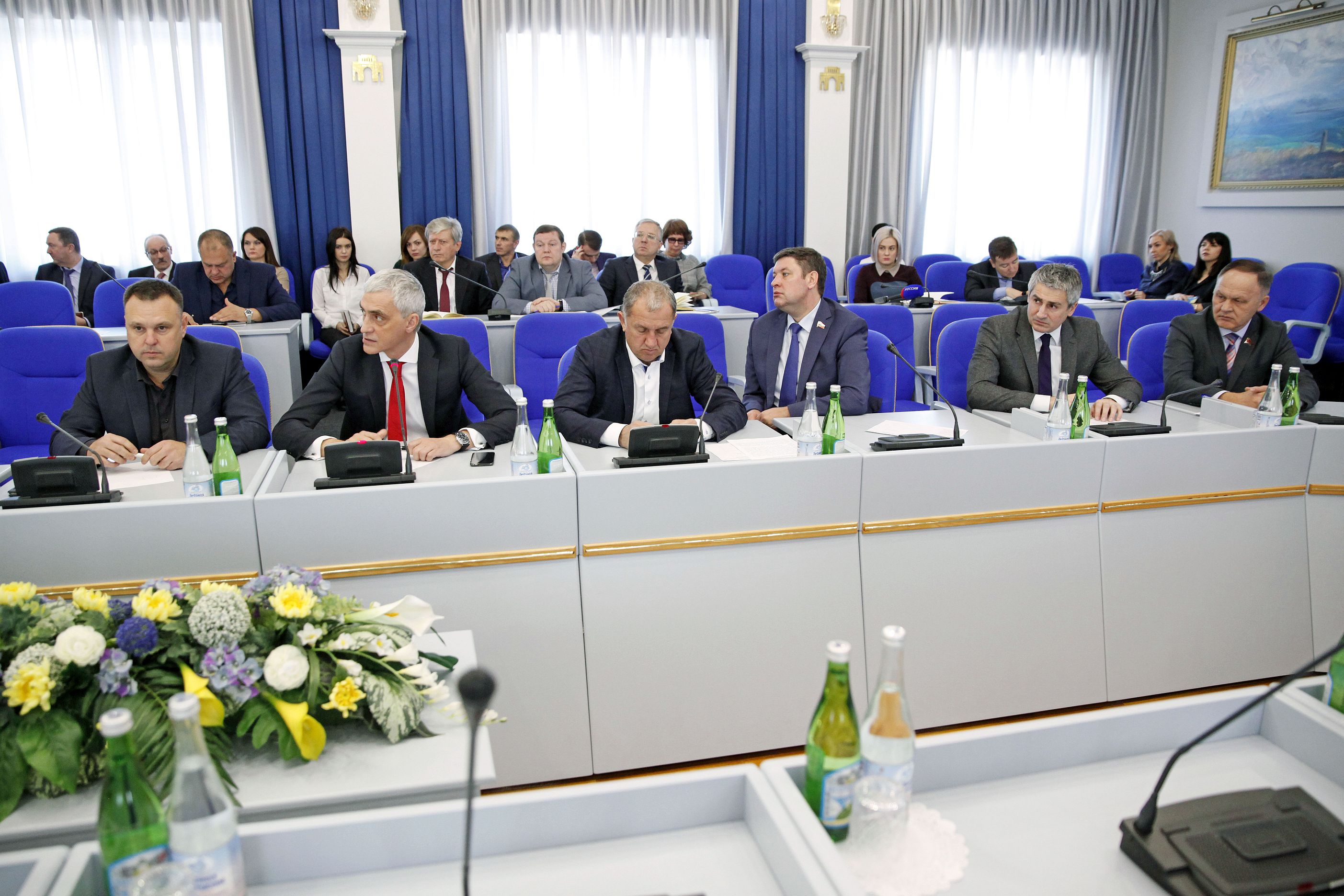 В канун заседания краевого парламента