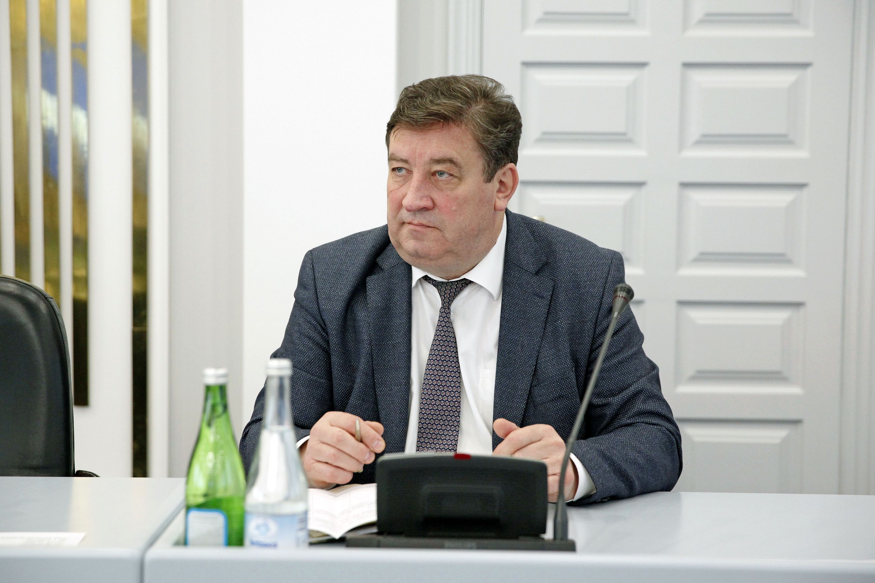 Идёт работа в комитетах
