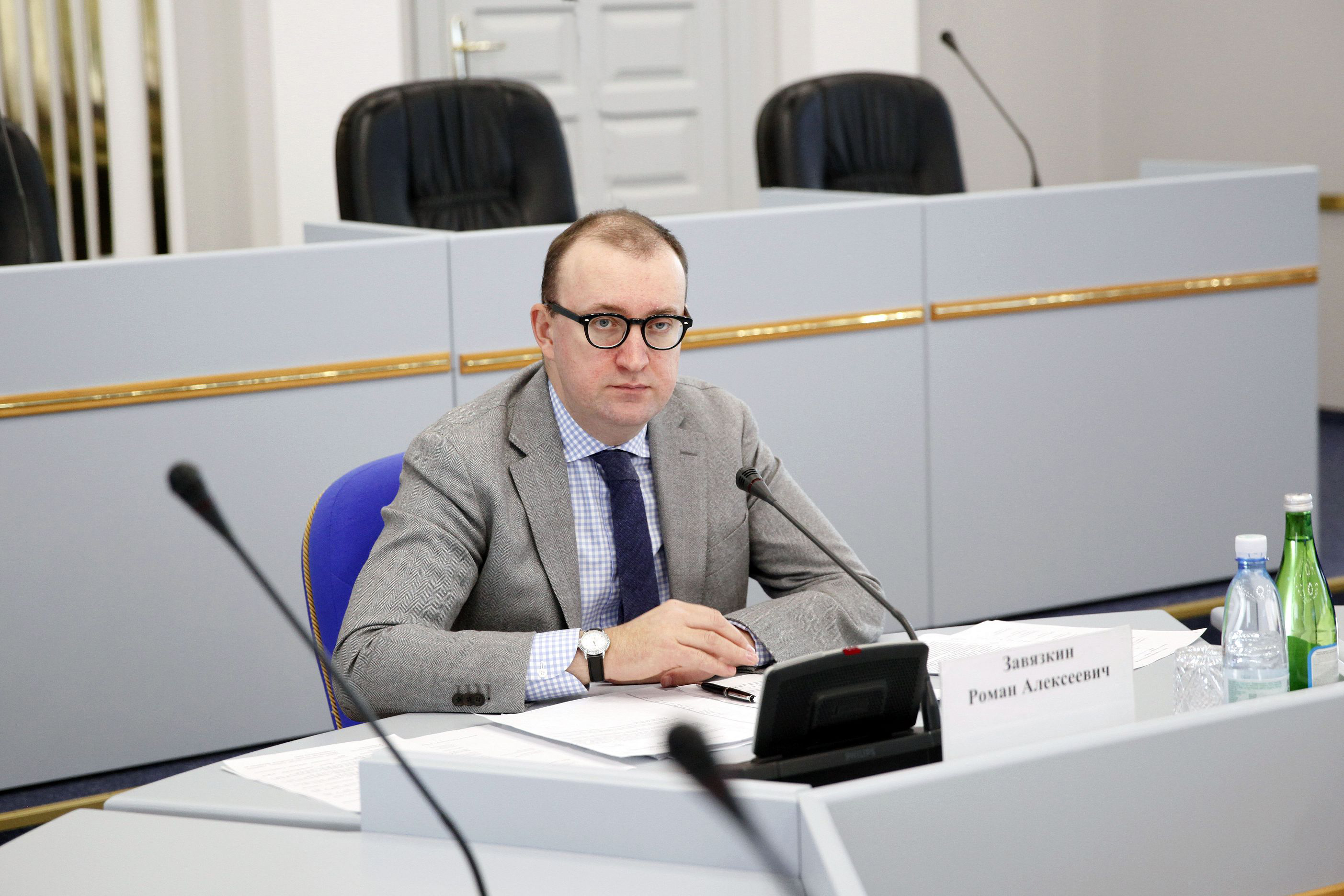 Депутаты обсудили поправки в законодательство, регулирующие сферу продажи алкоголя и безалкогольных тонизирующих напитков