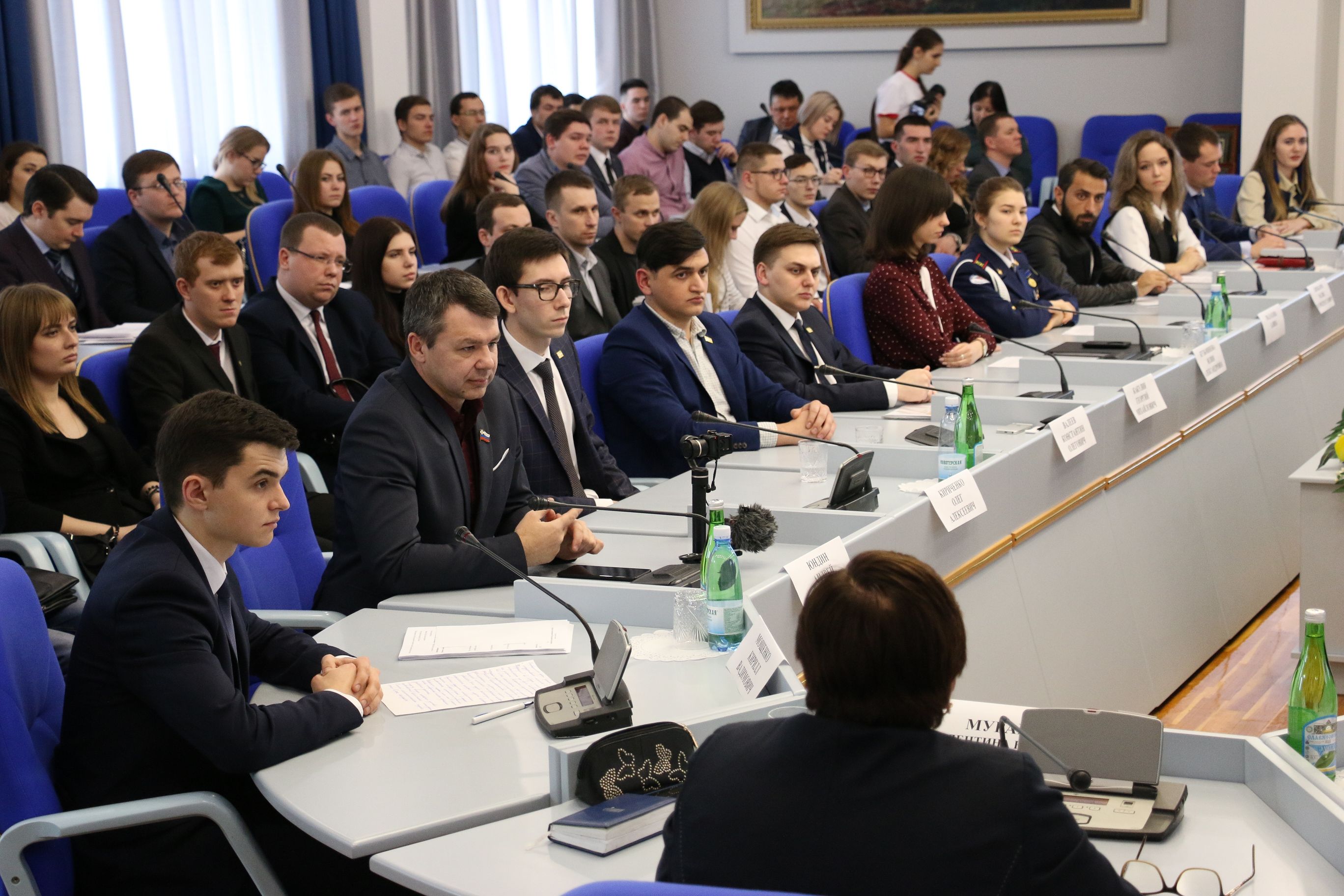 Молодежь Ставрополья внесла предложения в проект федерального закона о молодежной политике