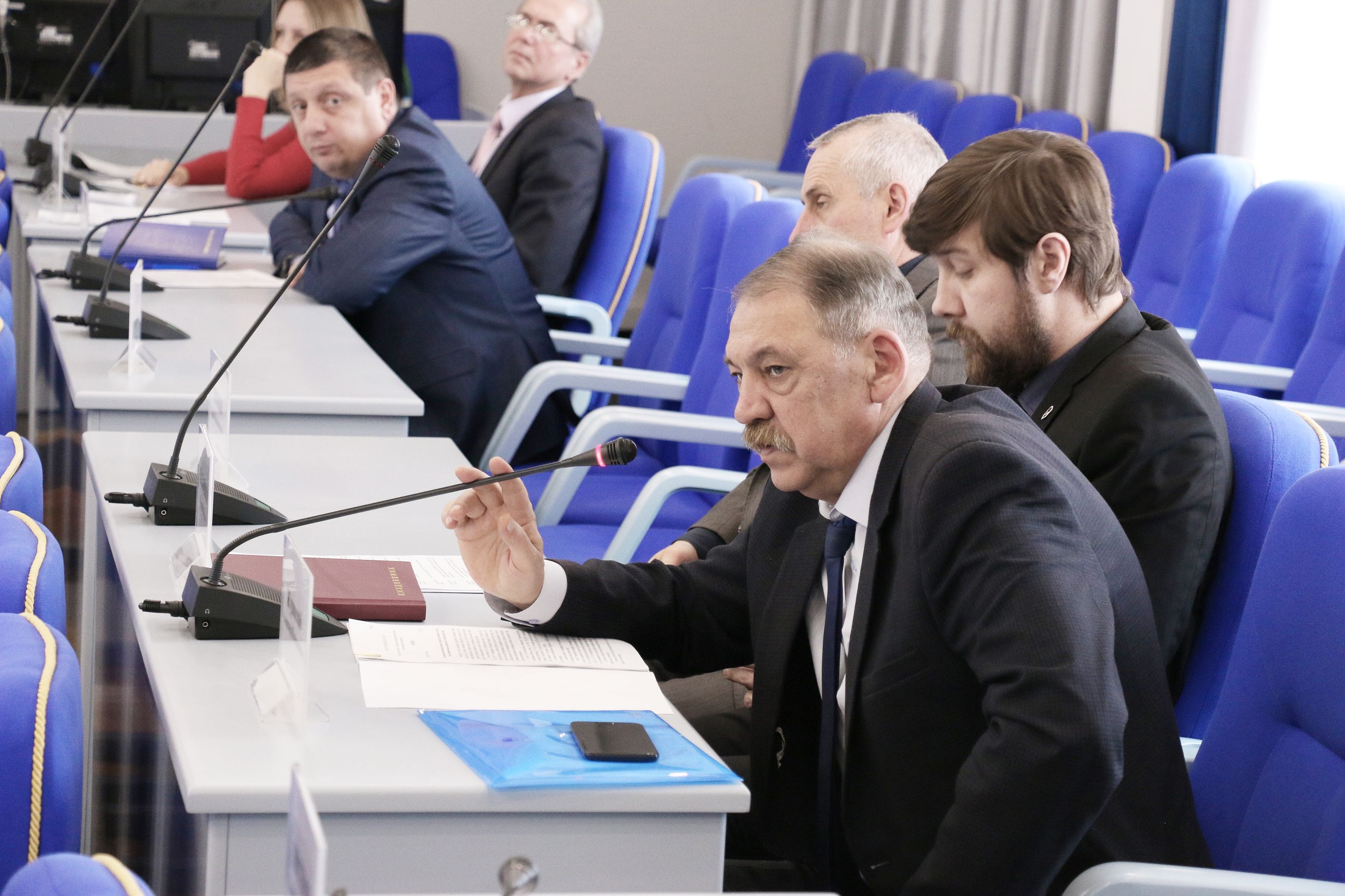 Усилить меры безопасности детей