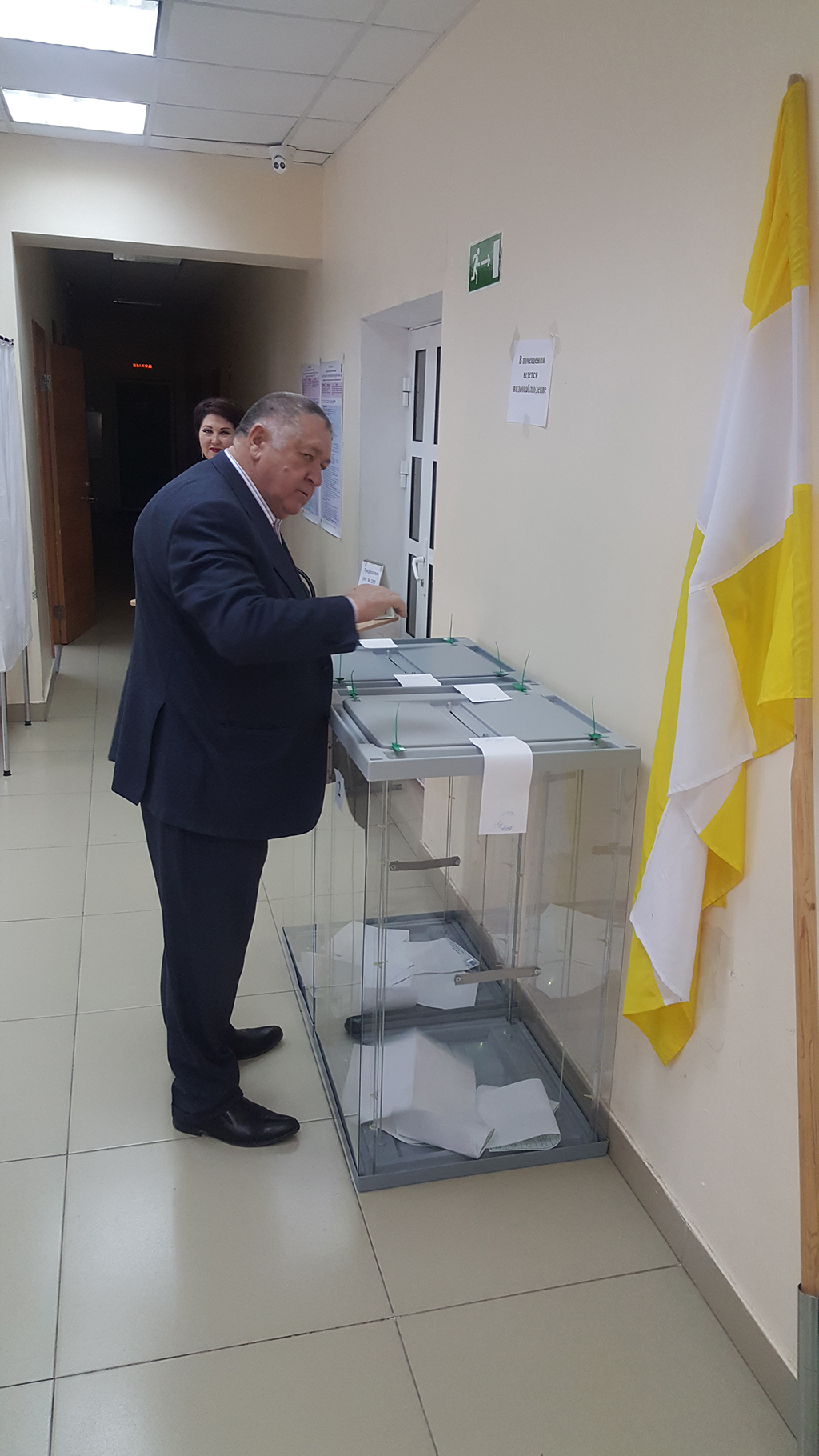 Депутаты Думы Ставропольского края проголосовали на выборах Президента России 18 марта