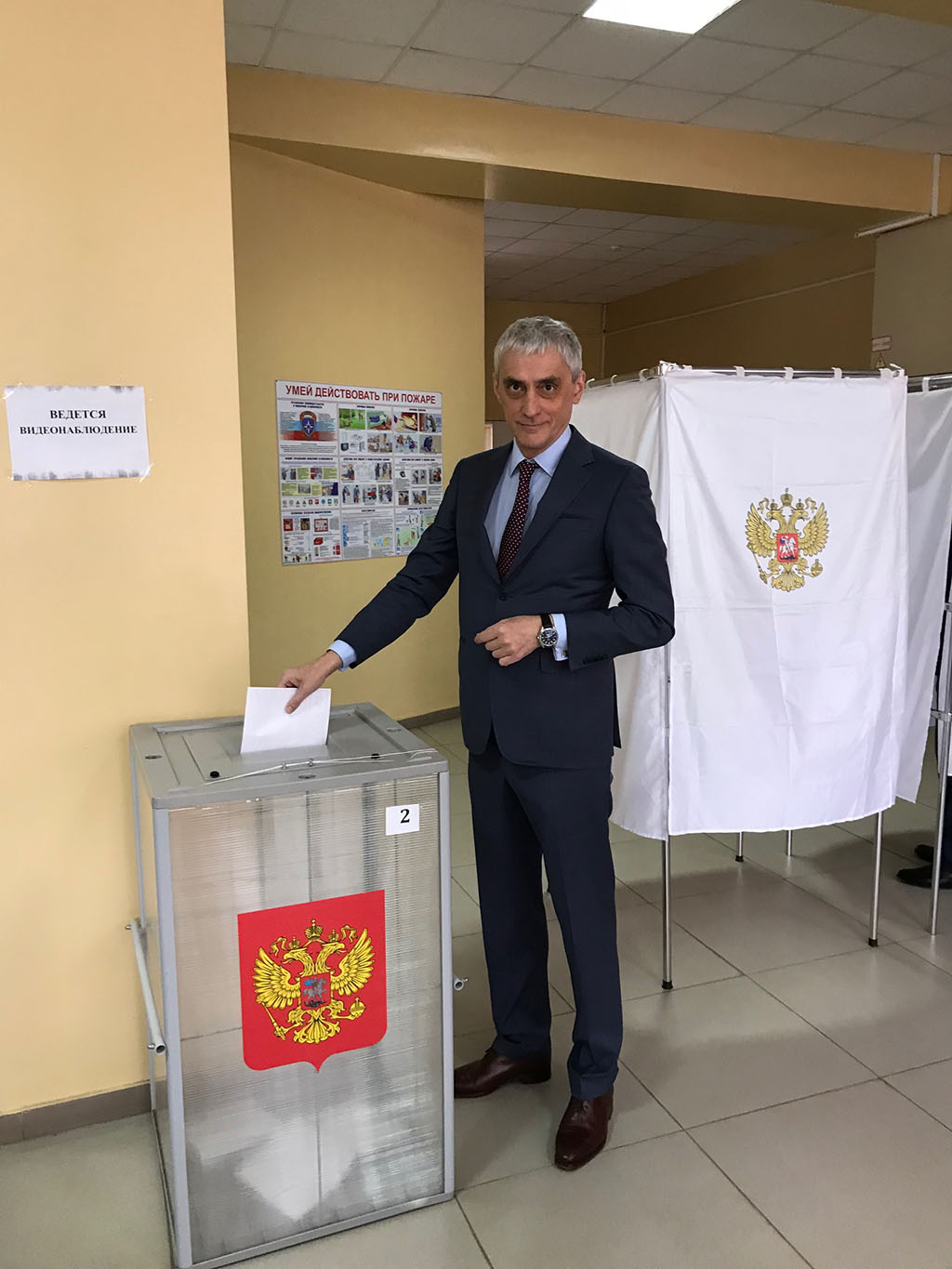 Депутаты Думы Ставропольского края проголосовали на выборах Президента России 18 марта