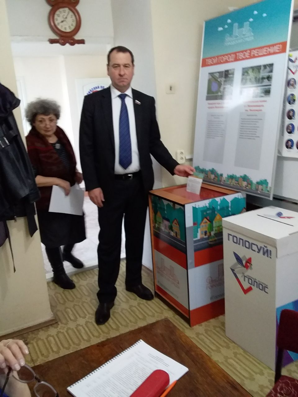 Депутаты Думы Ставропольского края проголосовали на выборах Президента России 18 марта