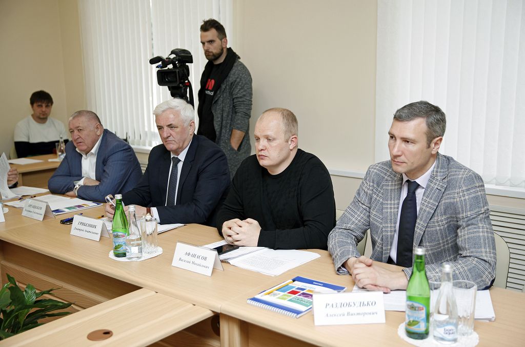 Увидеть проблемы и найти пути их решения