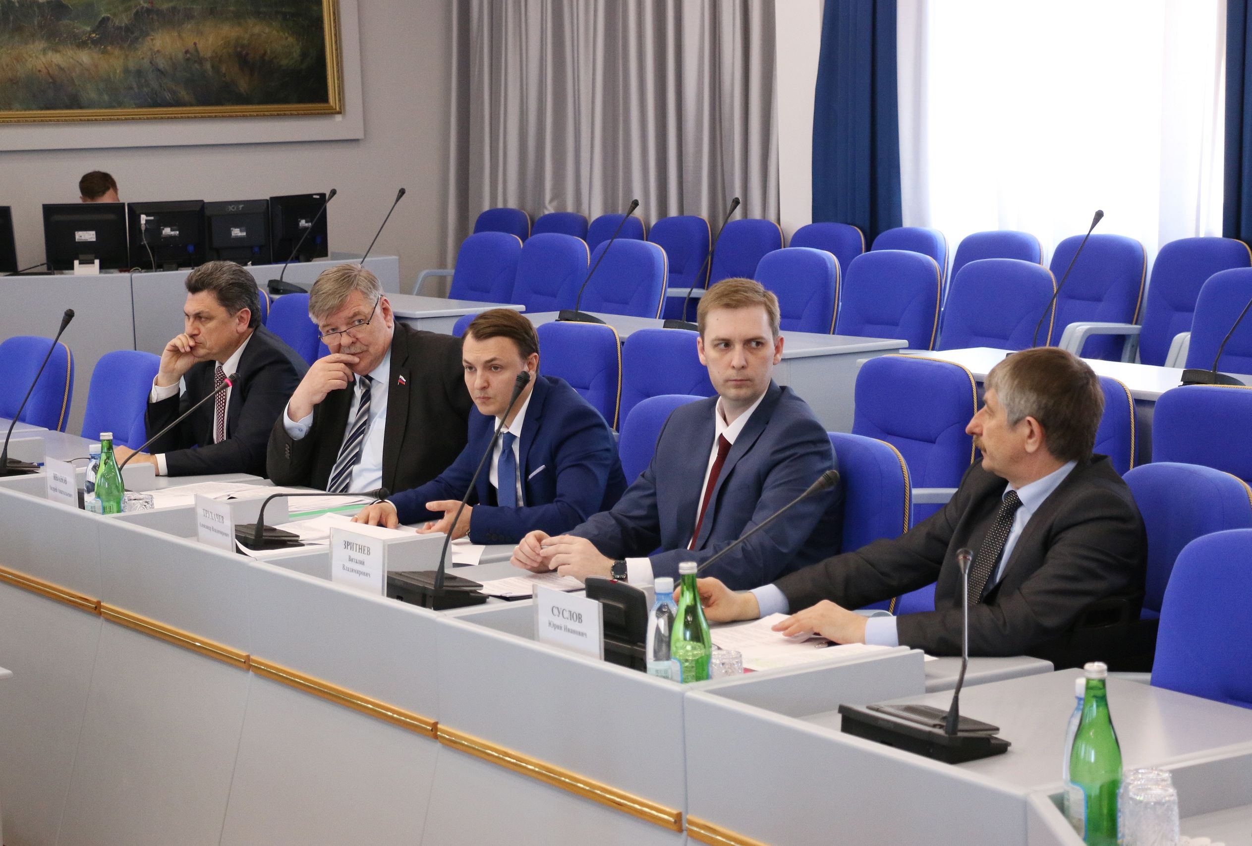 Долгострой требует решений