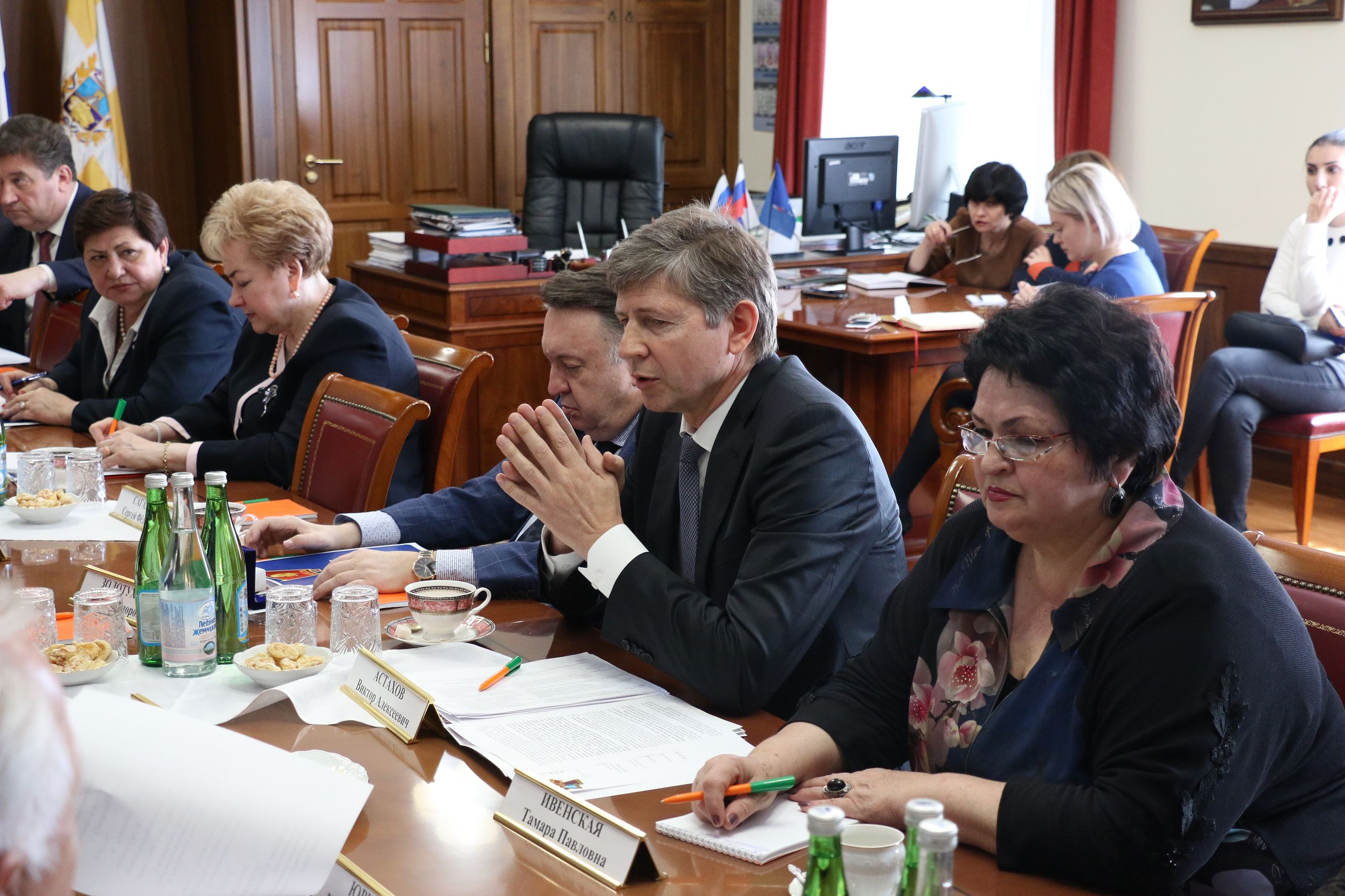 Готовясь к вековому юбилею ВЛКСМ
