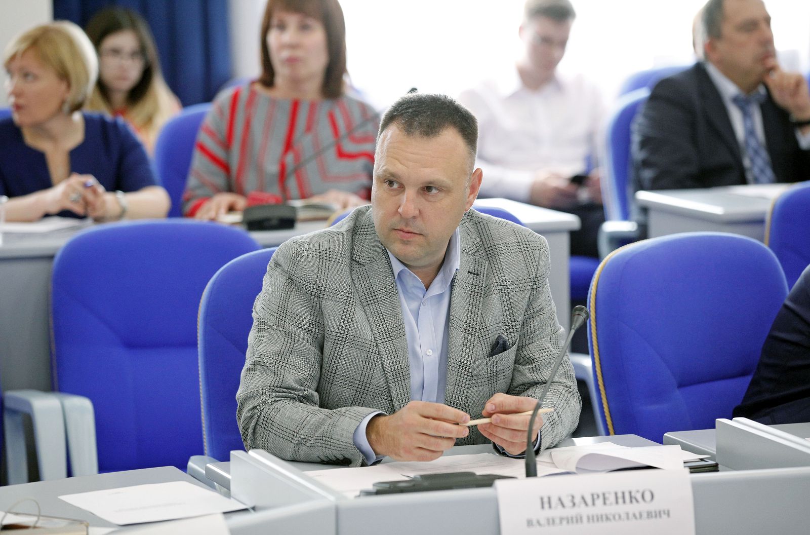 Неформальная занятость тормозит экономику