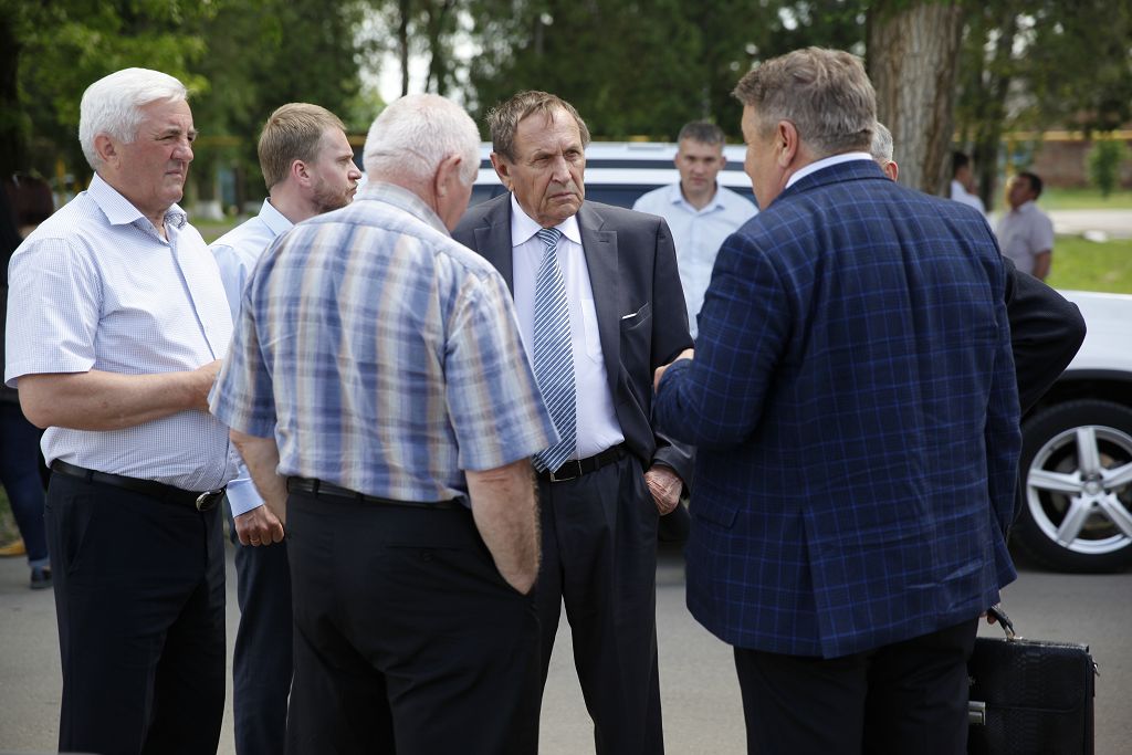 Депутаты обсудили проблемы и перспективы развития аквакультуры