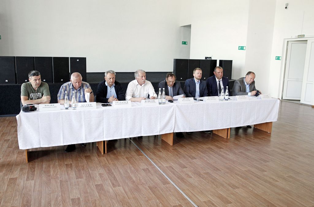 Депутаты обсудили проблемы и перспективы развития аквакультуры