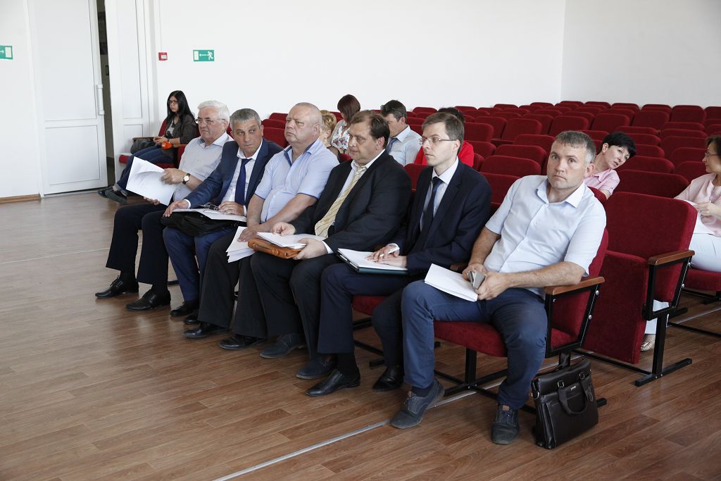 Депутаты обсудили проблемы и перспективы развития аквакультуры