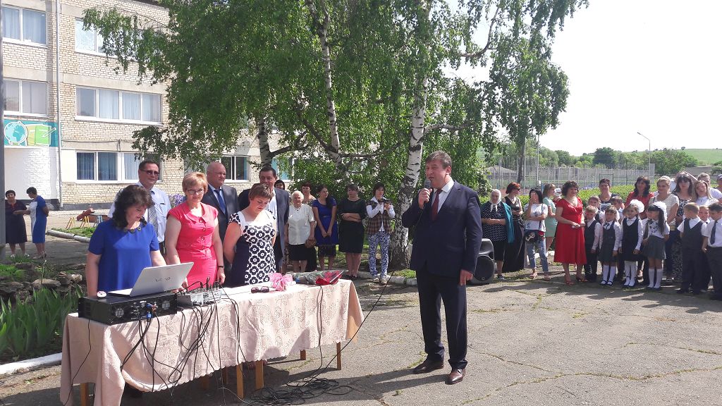 «Последний звонок» прозвенел для выпускников