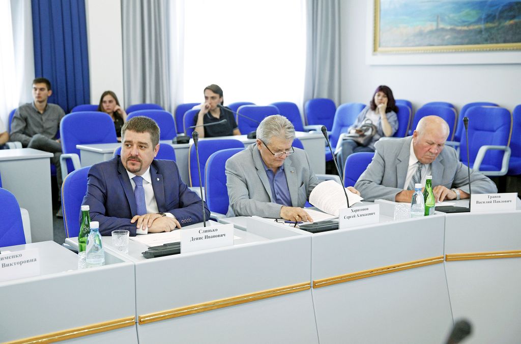 Депутаты заслушали доклад омбудсмена