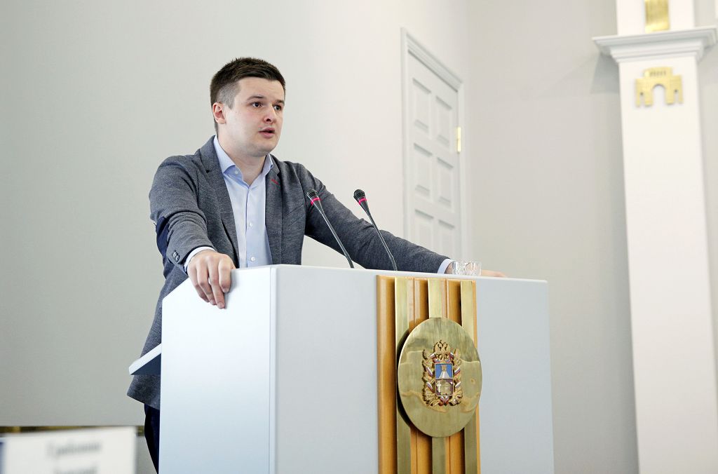 Депутаты заслушали доклад омбудсмена