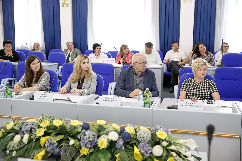 Депутаты заслушали доклад омбудсмена