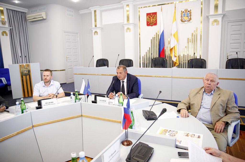 Круглый стол в рамках партпроекта «Единой России» «Российское село»