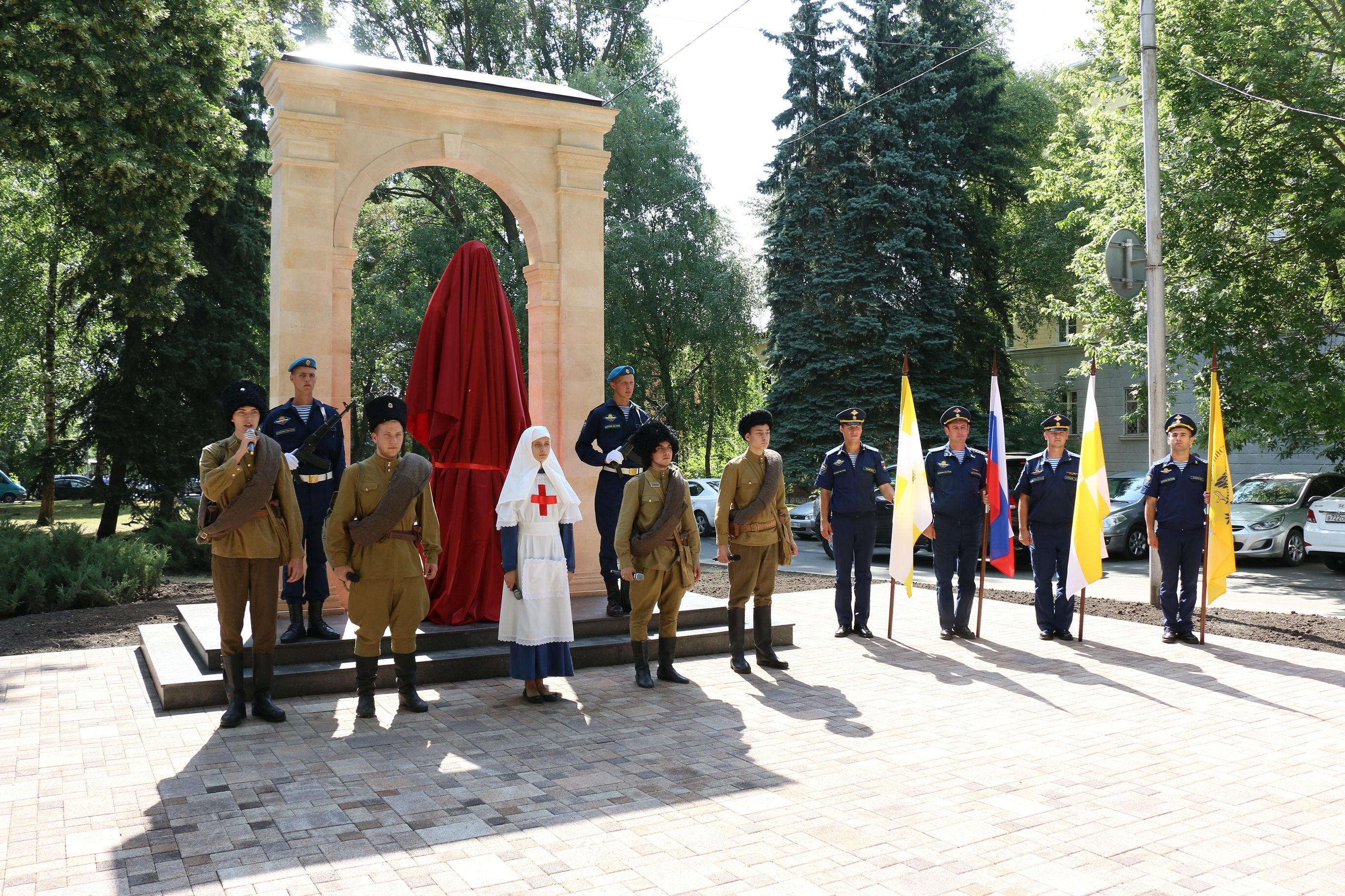 В Ставрополе открыли памятник Римме Ивановой