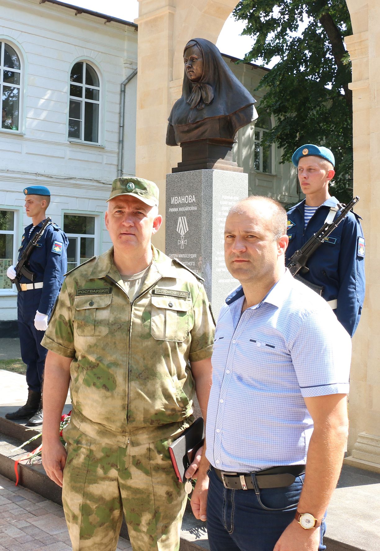 В Ставрополе открыли памятник Римме Ивановой
