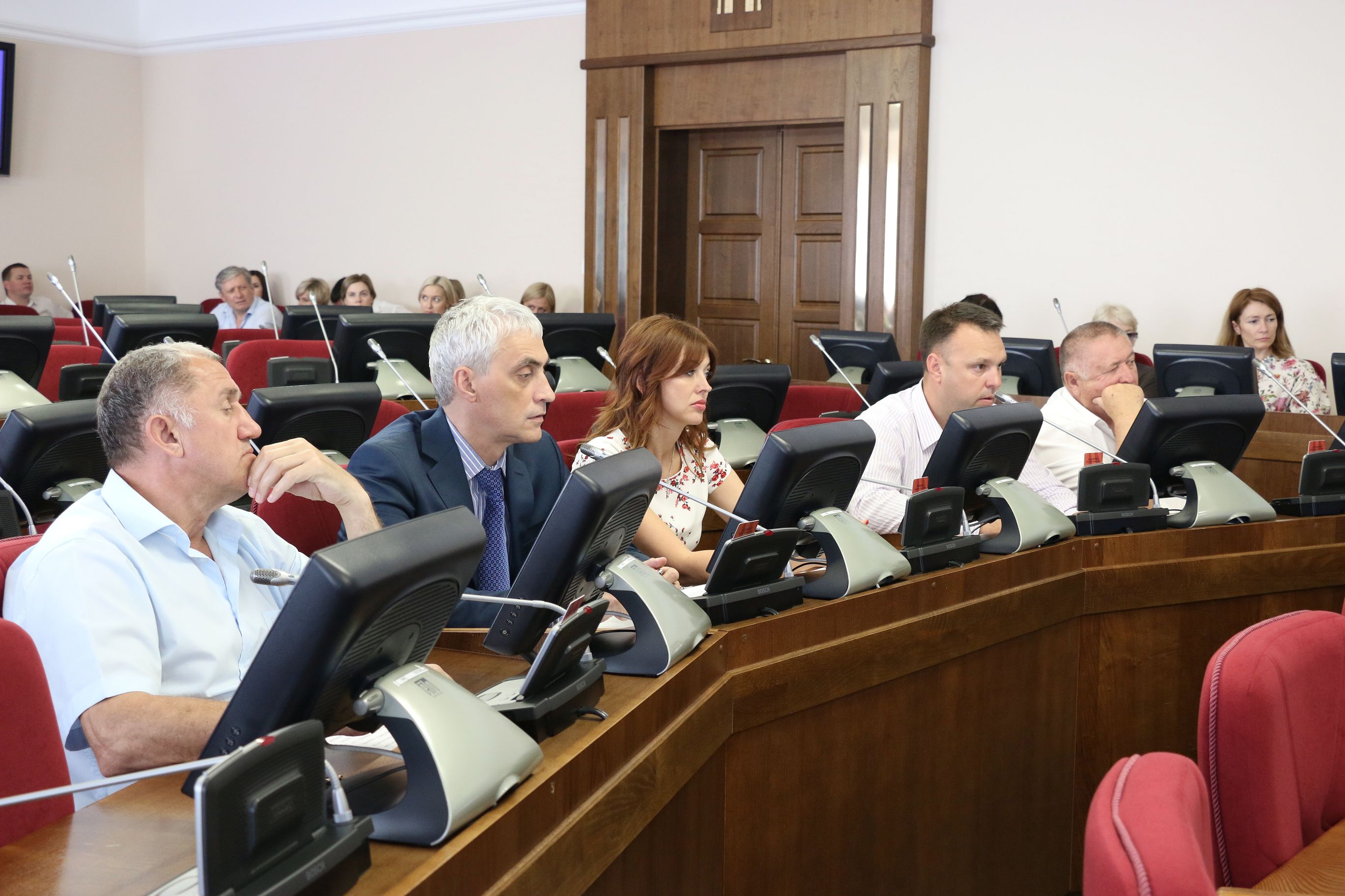 За неделю до парламентских каникул