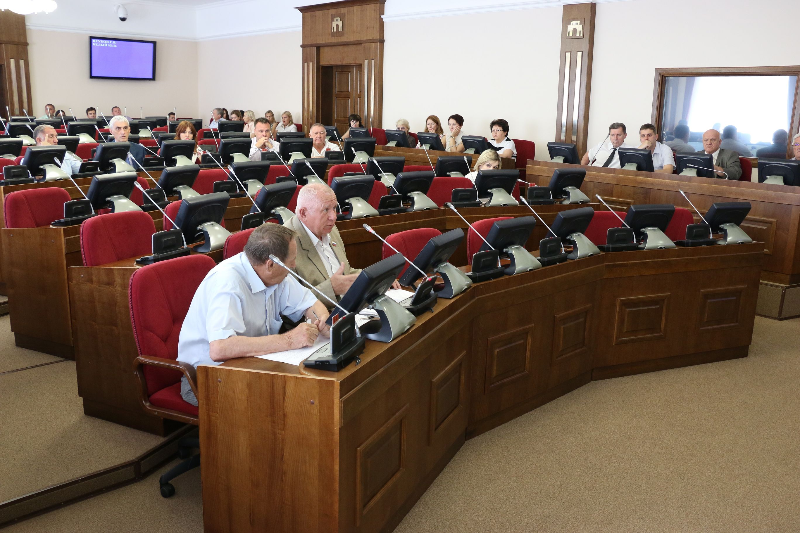 За неделю до парламентских каникул