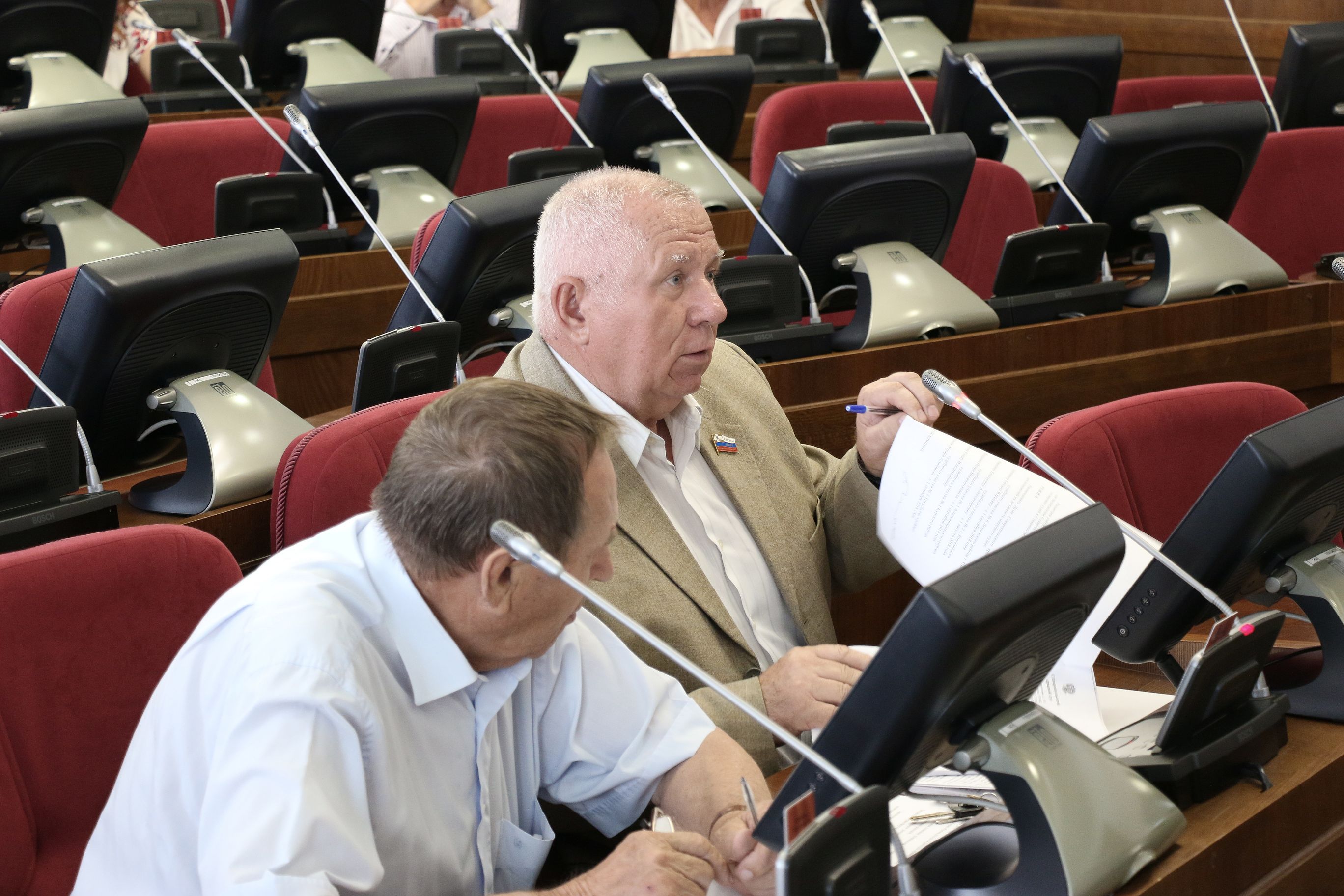 За неделю до парламентских каникул