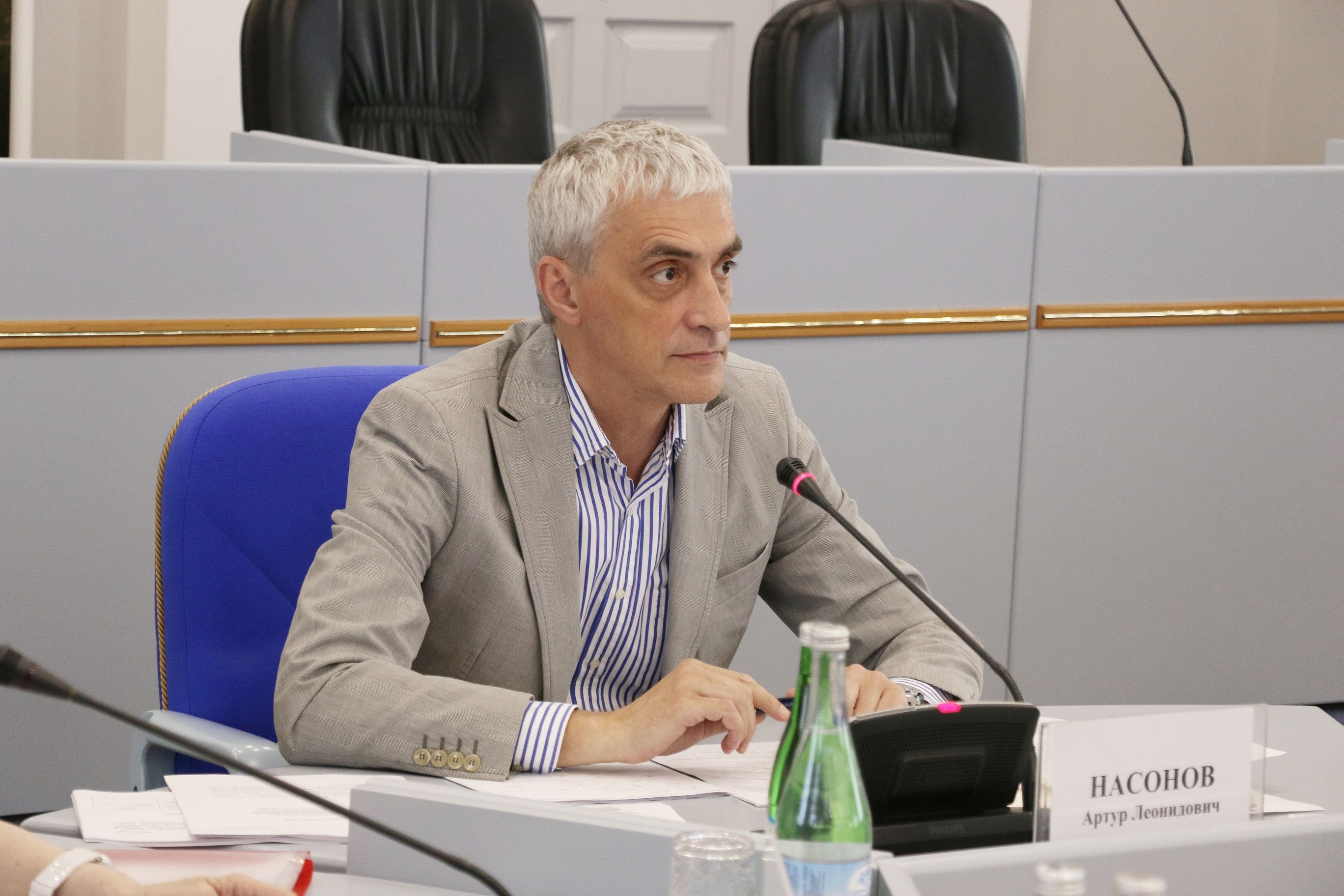 Проблемы подготовки кадров по целевому набору обсудили депутаты