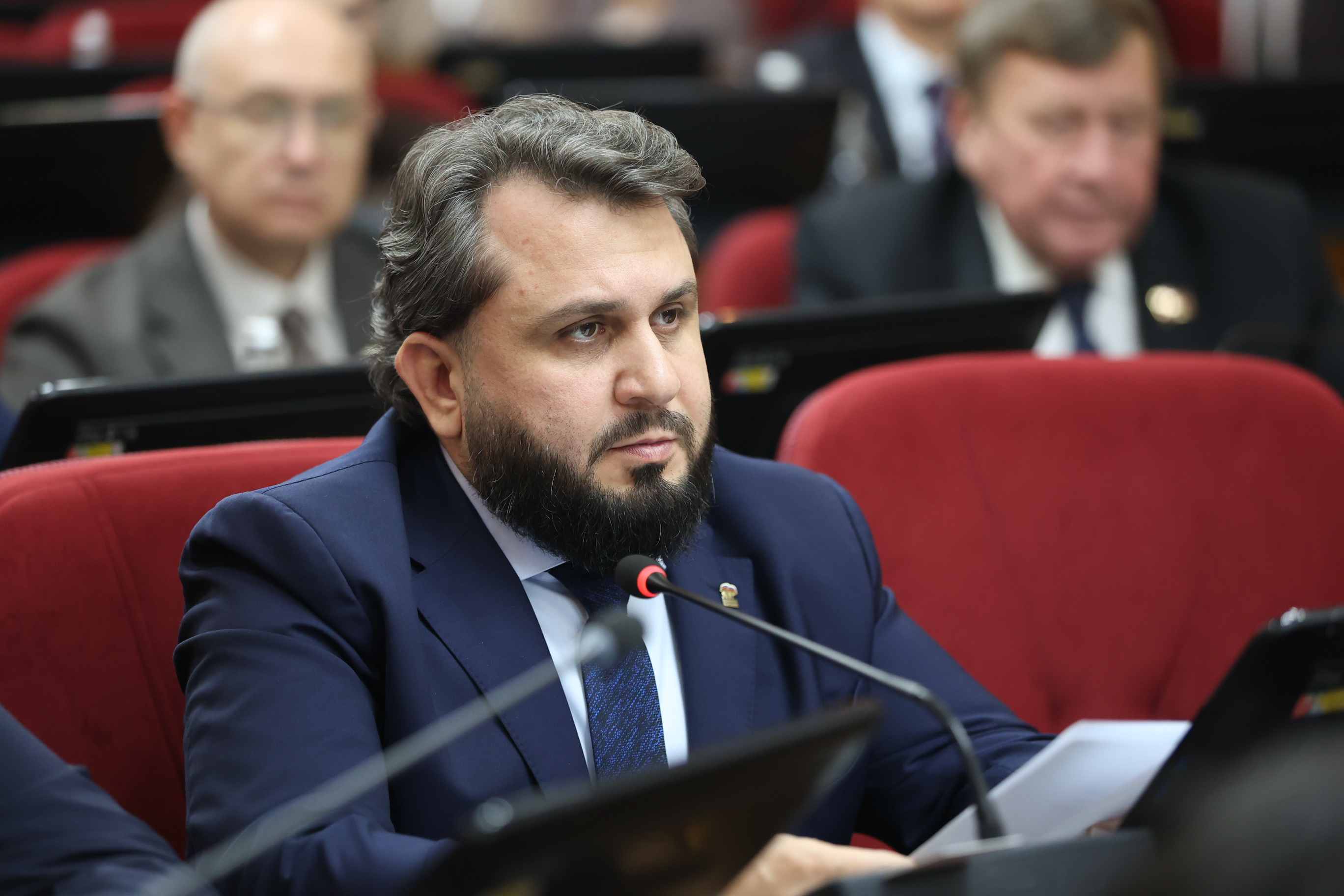 Депутаты поддержали проекты краевых законов, регулирующих бюджетную сферу