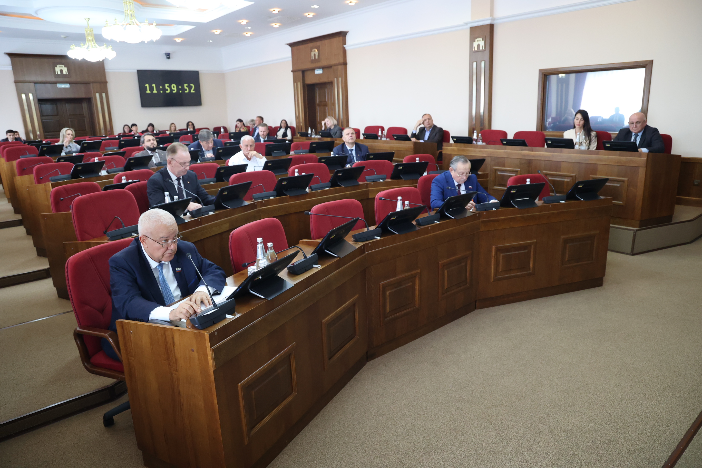 Совет Думы утвердил повестку октябрьского заседания