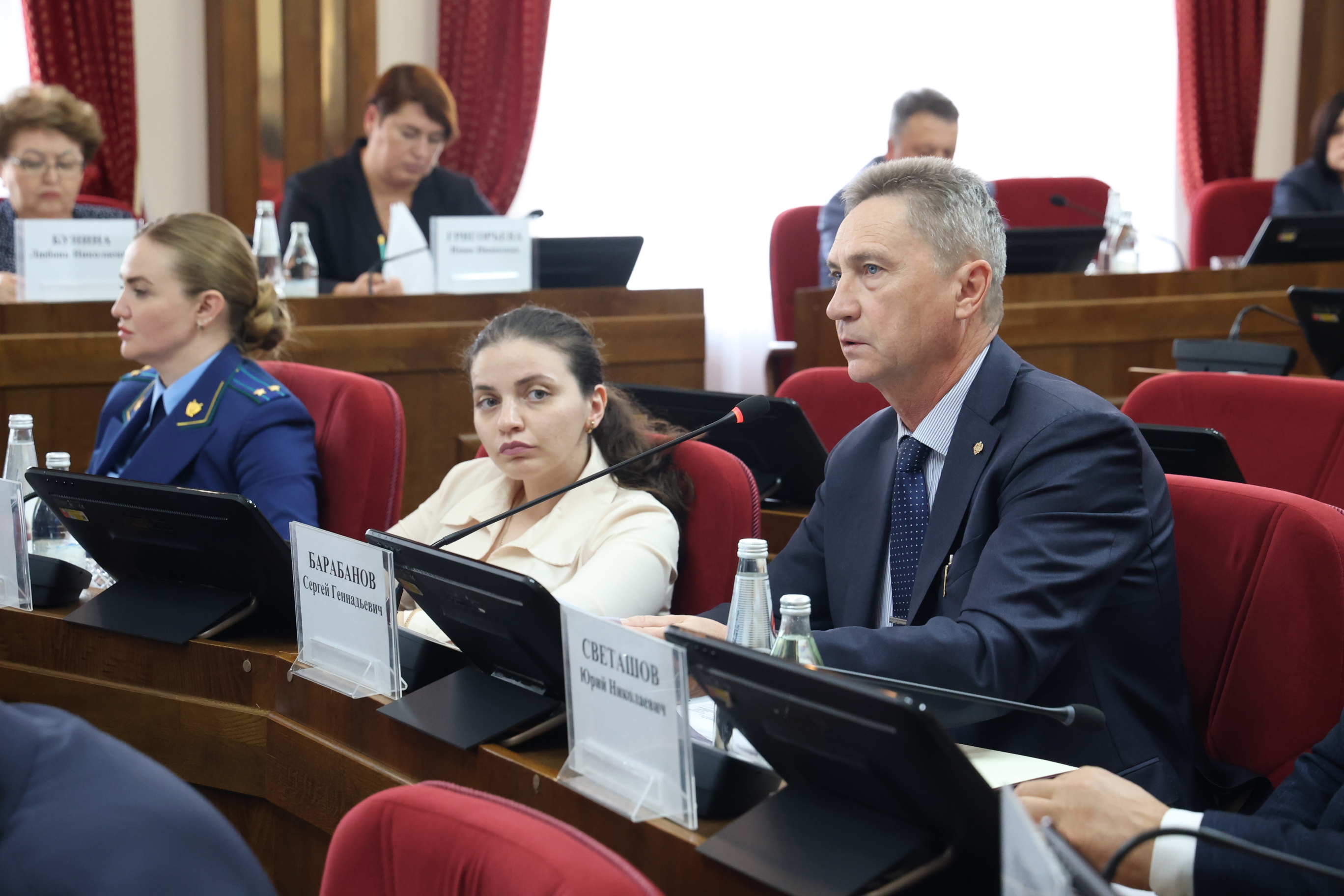 Депутаты рекомендовали к назначению кандидатуры на должности мировых судей