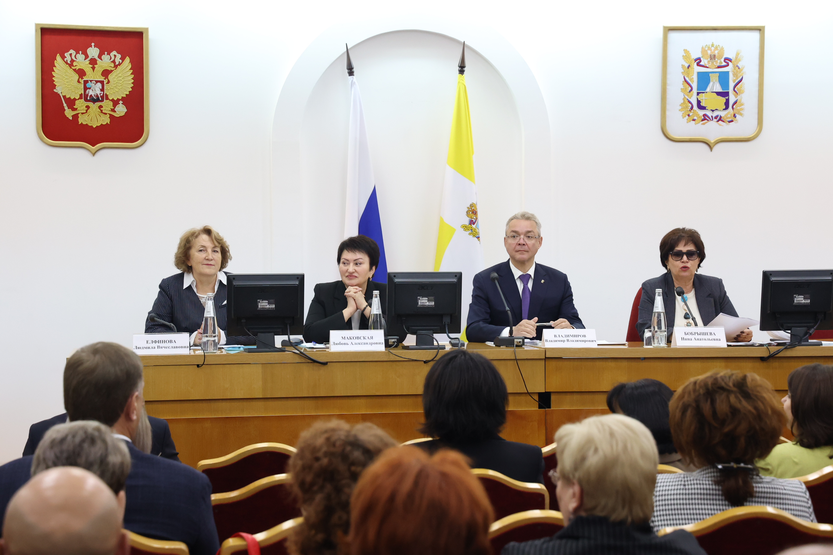 Любовь Маковская призвала муниципалитеты продолжать активное сотрудничество с краевой Думой