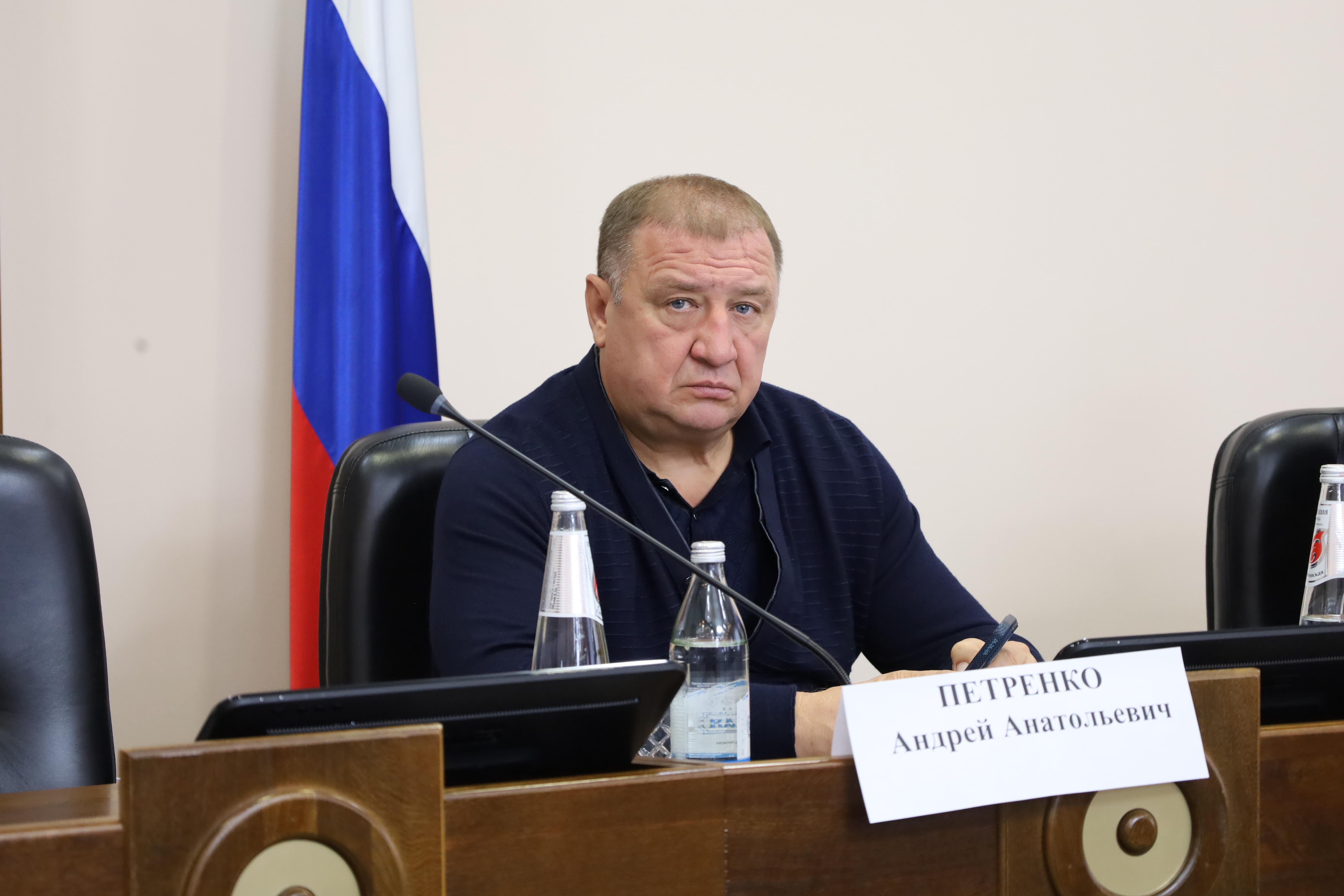 Краевые депутаты готовят к принятию законы, регулирующие вопросы инвестиционной деятельности и налогообложения