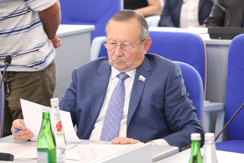 Идёт подготовка к очередному заседанию Думы