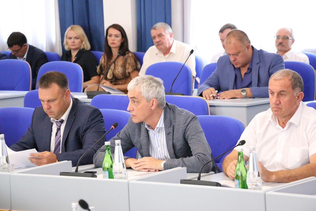 Идёт подготовка к очередному заседанию Думы