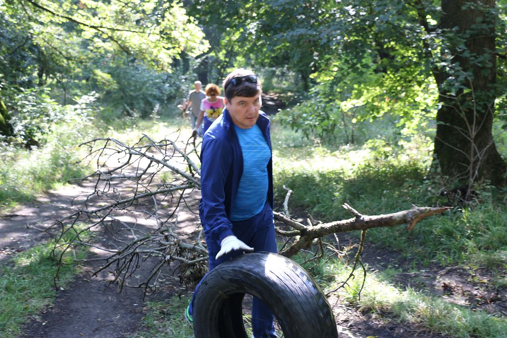 "День чистоты" на "Бибердовой даче" в Ставрополе