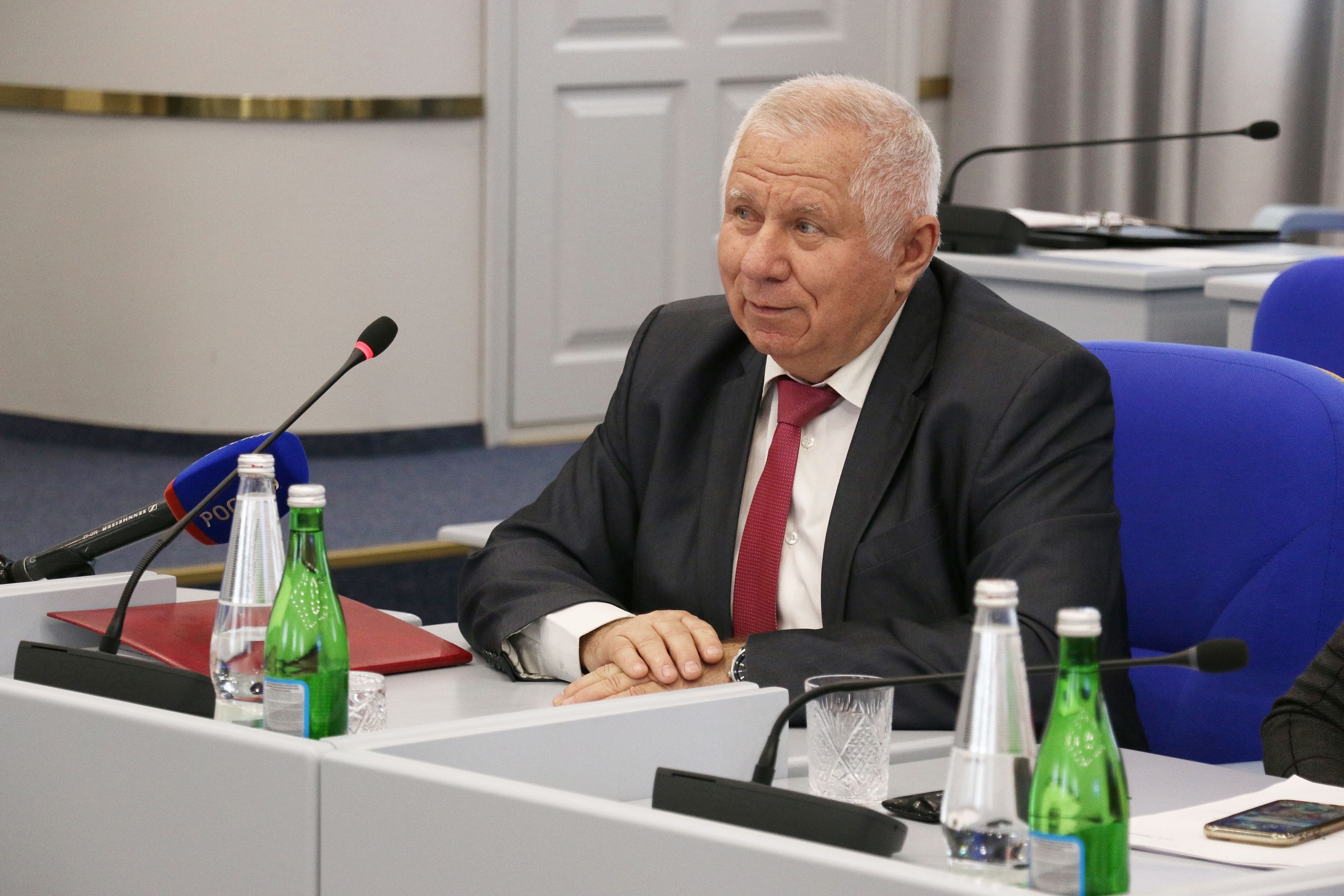 Продолжается подготовка к проведению очередного заседания парламента Ставрополья