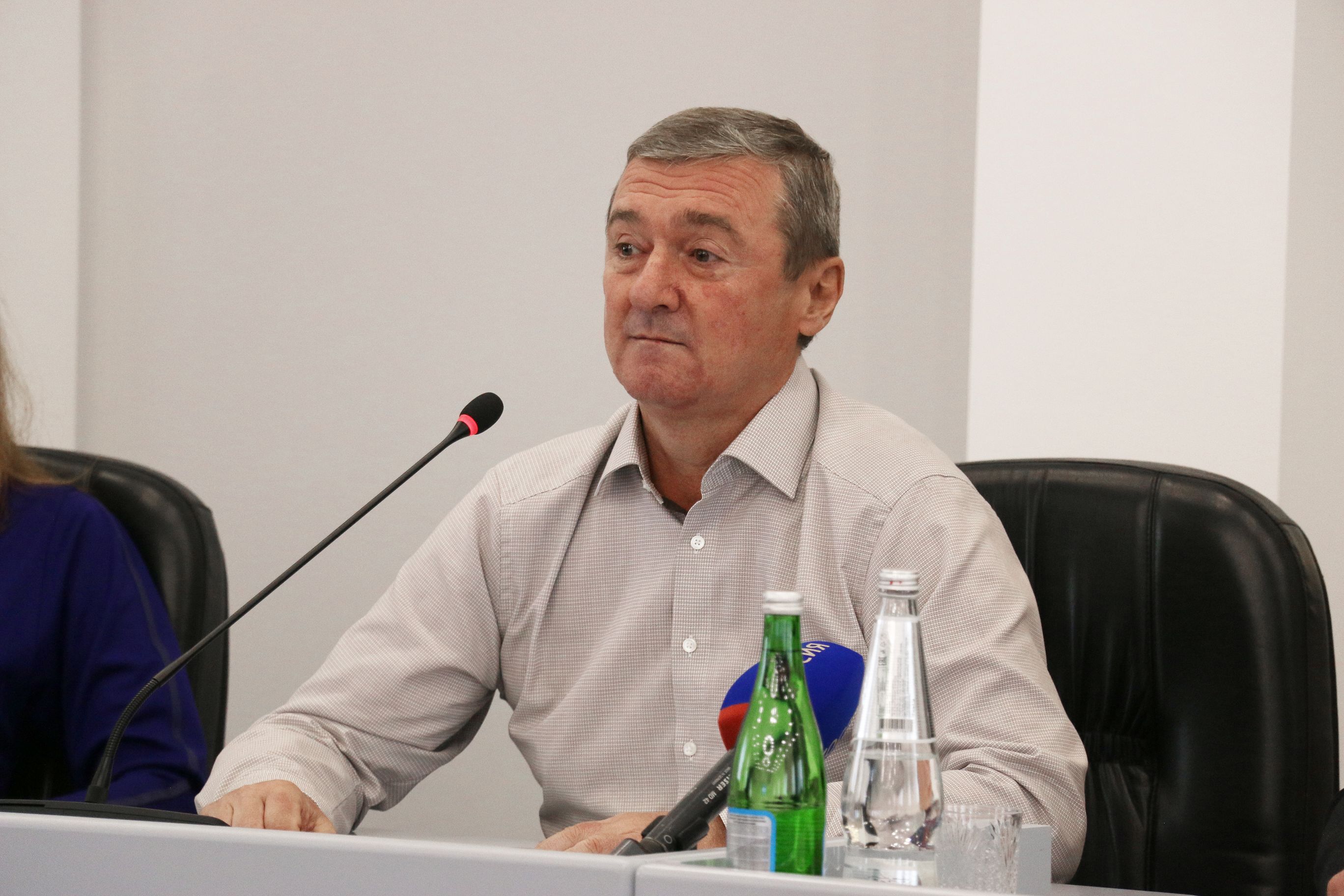 Продолжается подготовка к проведению очередного заседания парламента Ставрополья