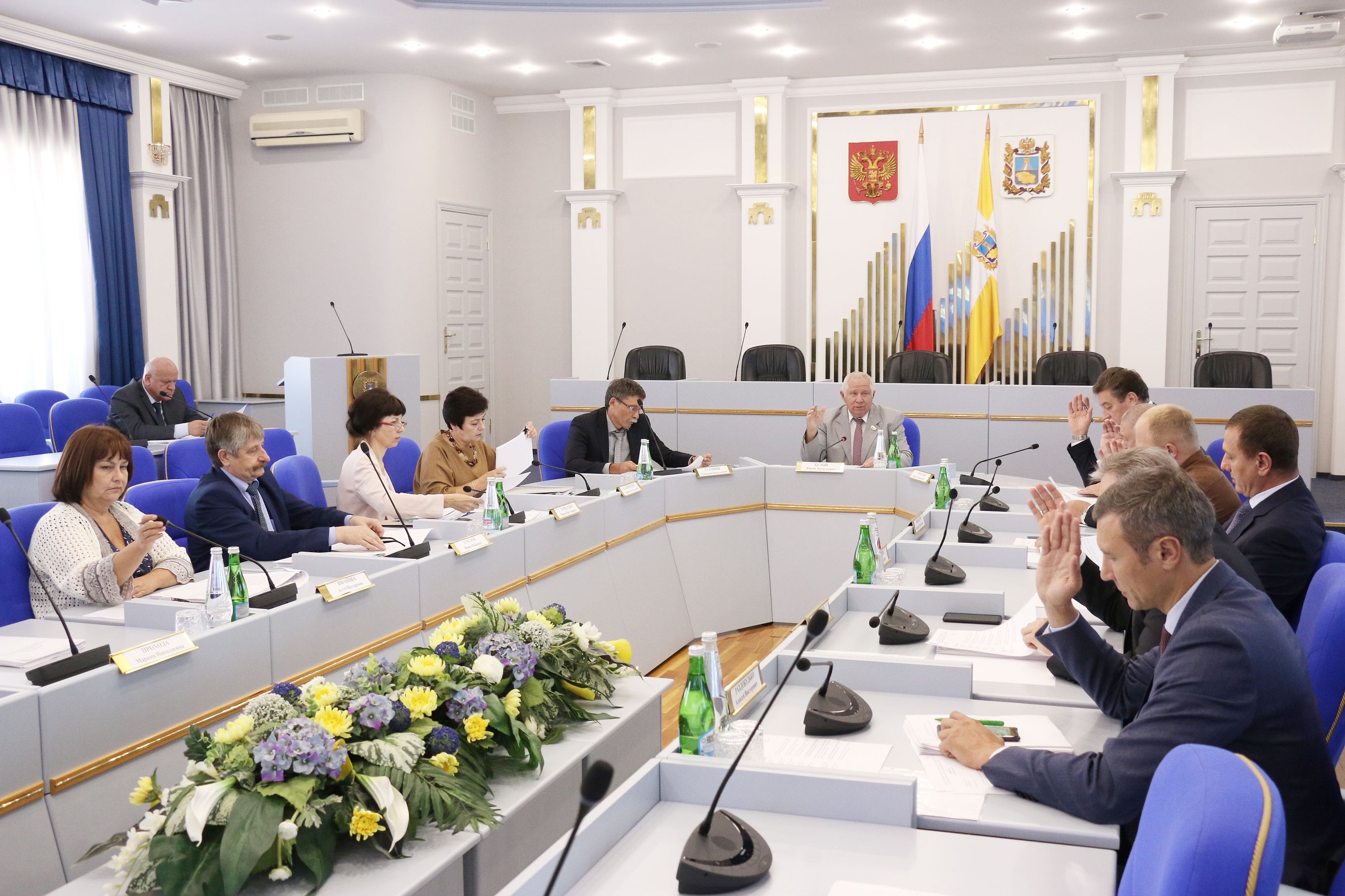 Вопрос бюджетных изменений в повестке сентябрьского заседания Думы
