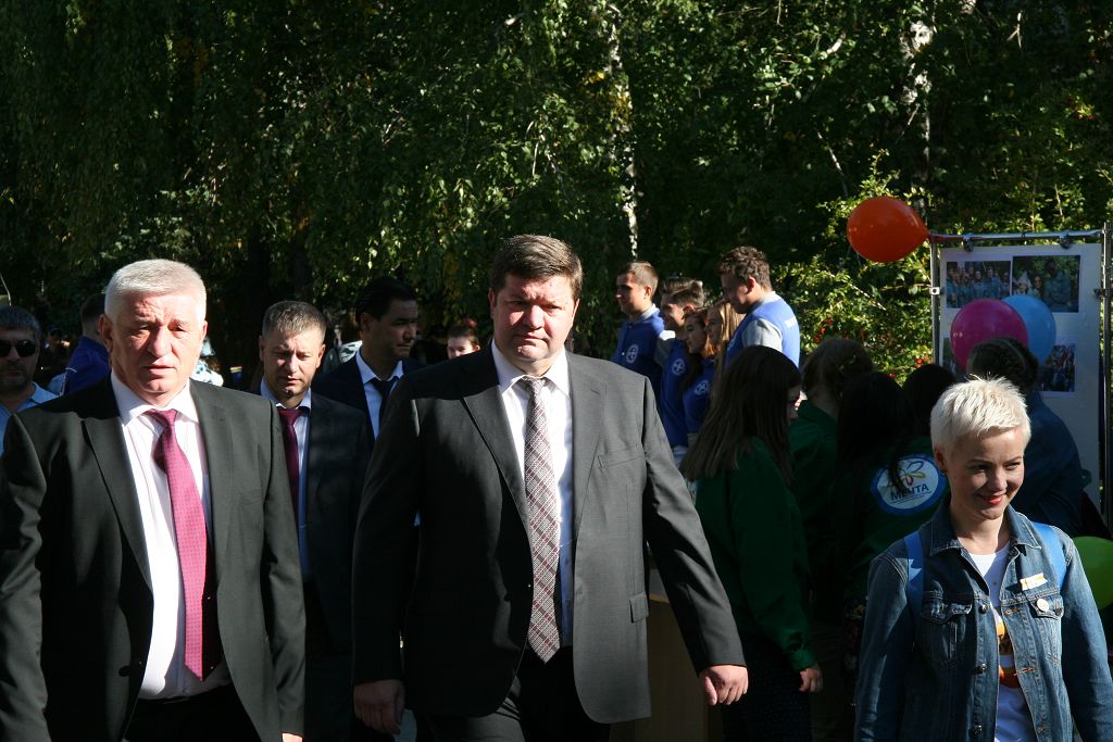 В Ставрополе открыли новый пилон на Аллее Почетных граждан